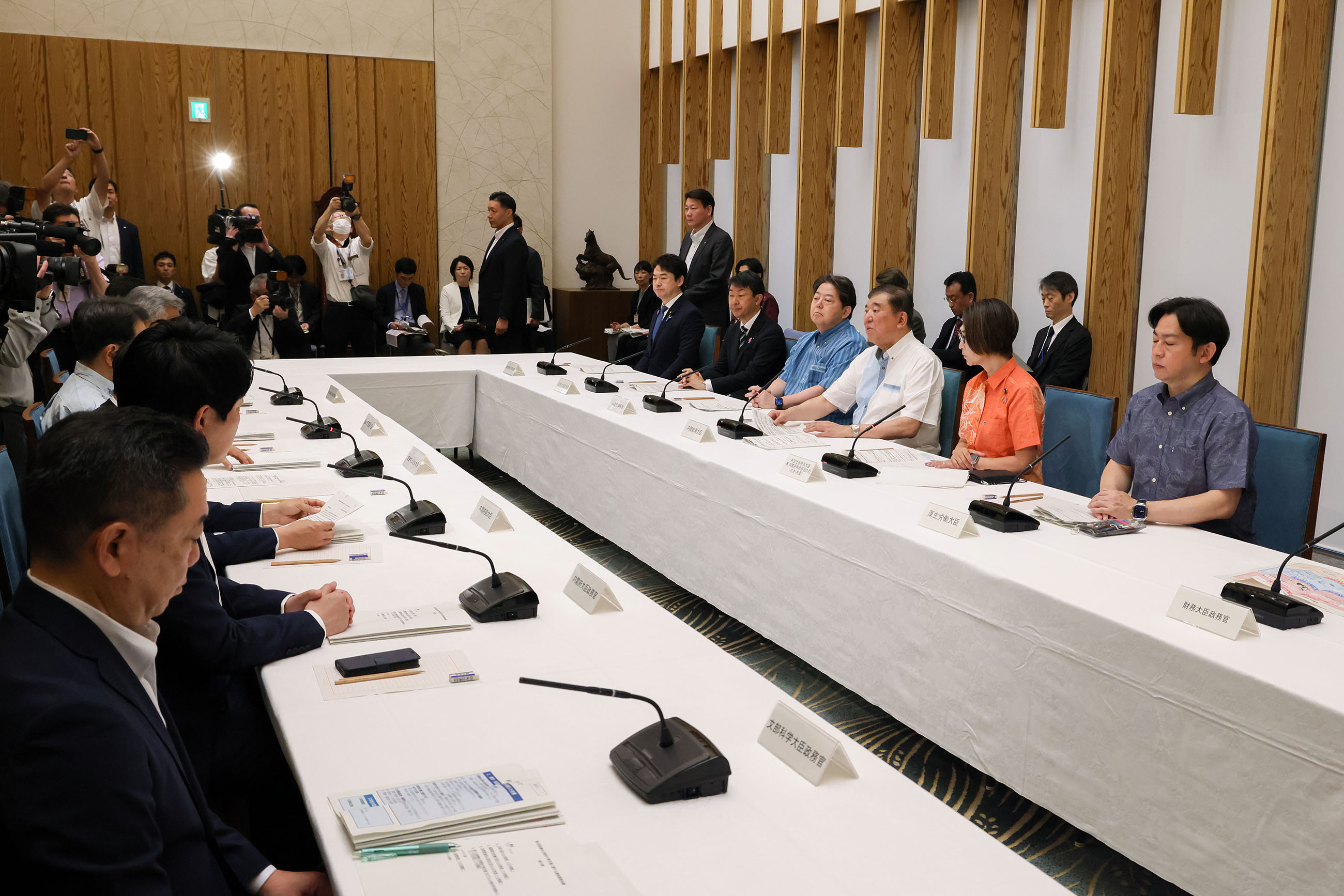 石破首相总结会议3