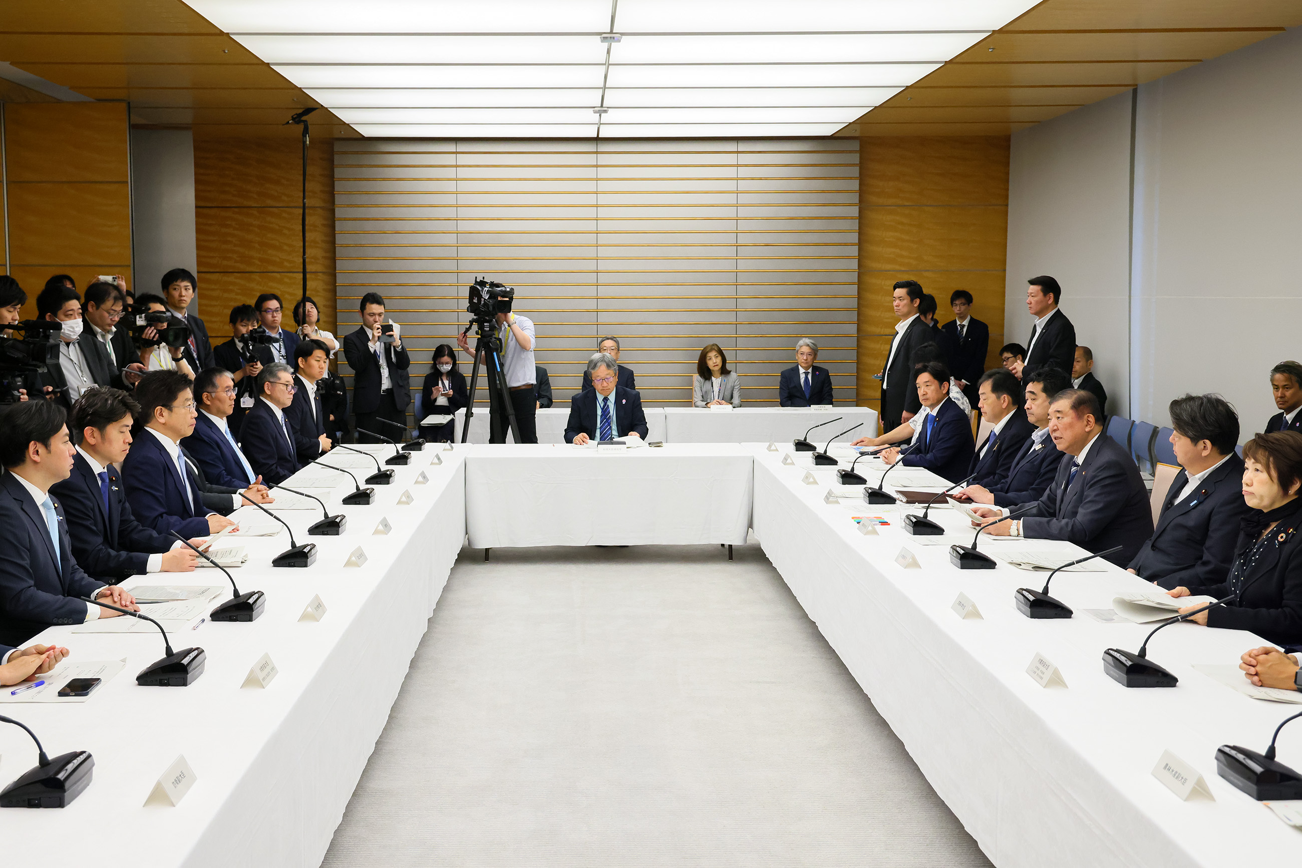 石破首相总结会议2