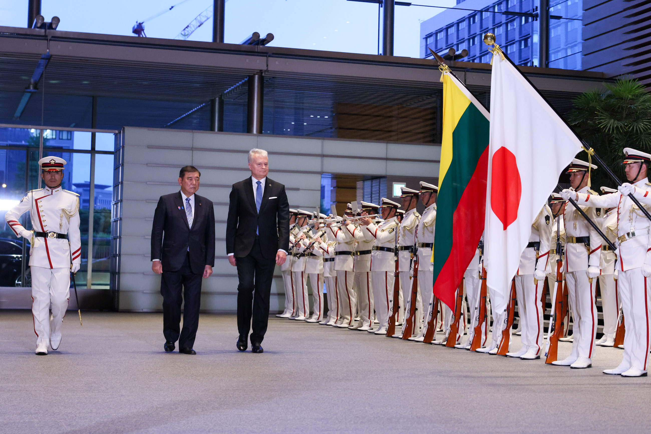 仪仗队的荣誉礼和迎宾仪式4