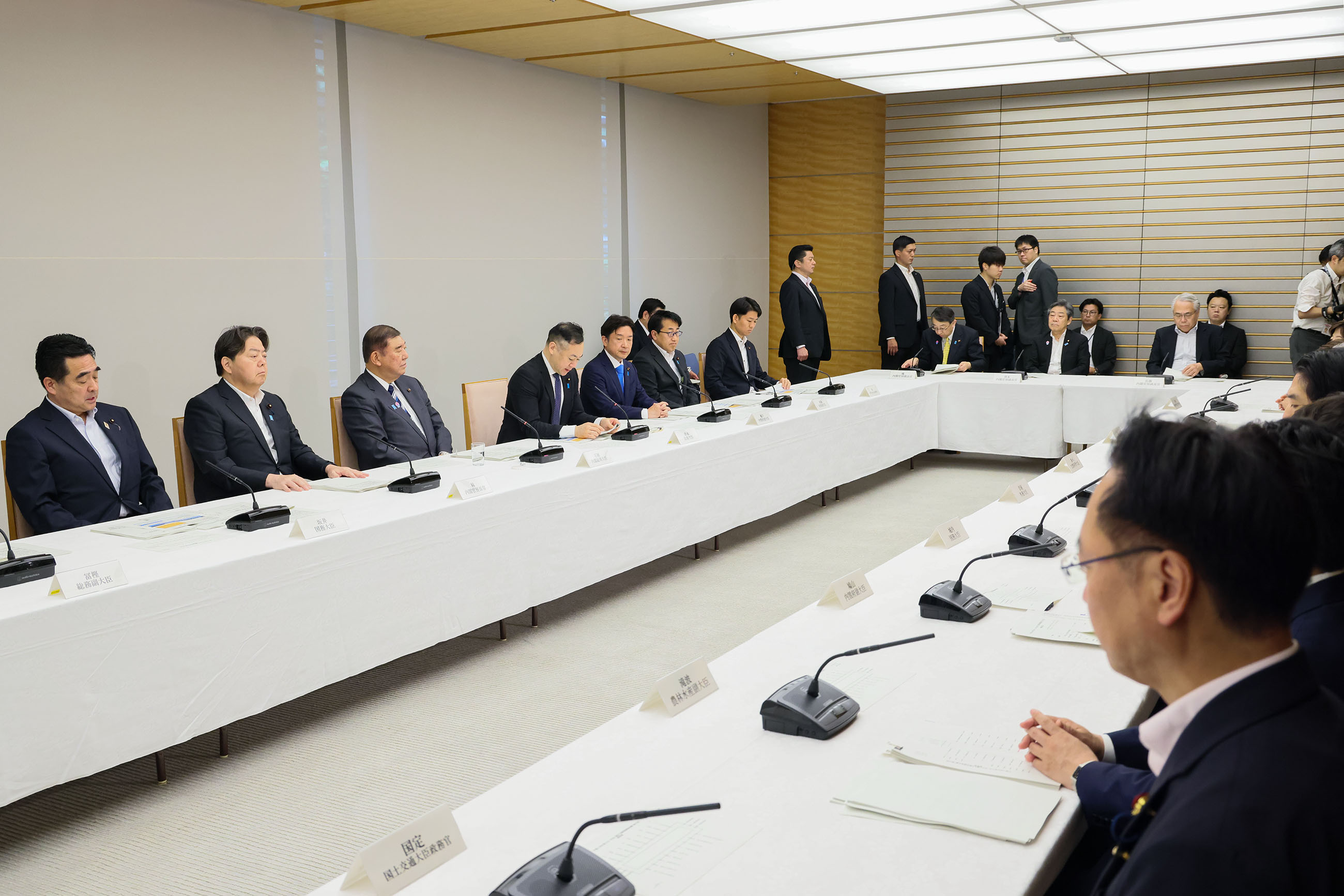 石破首相总结会议3