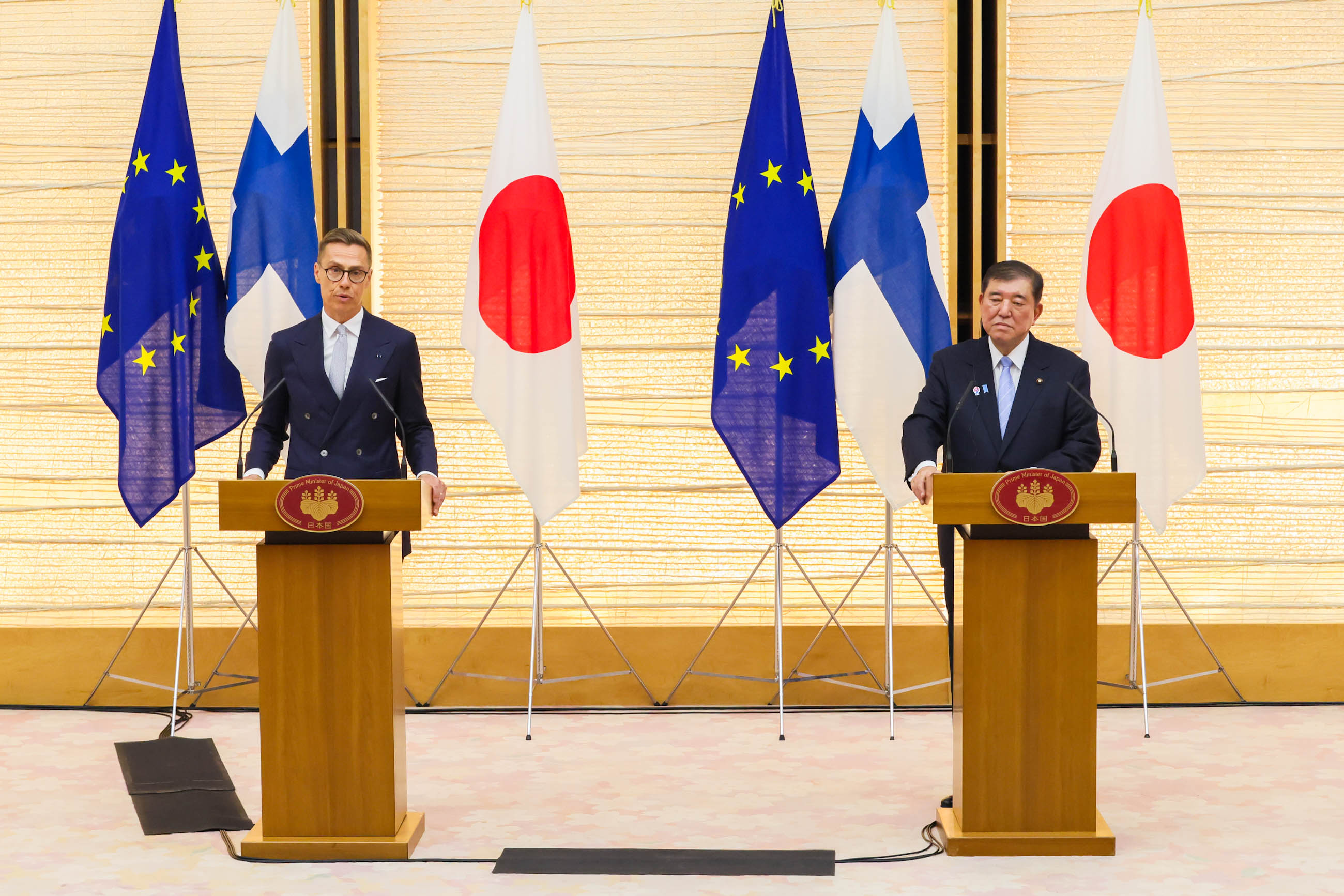 联合记者发布会3