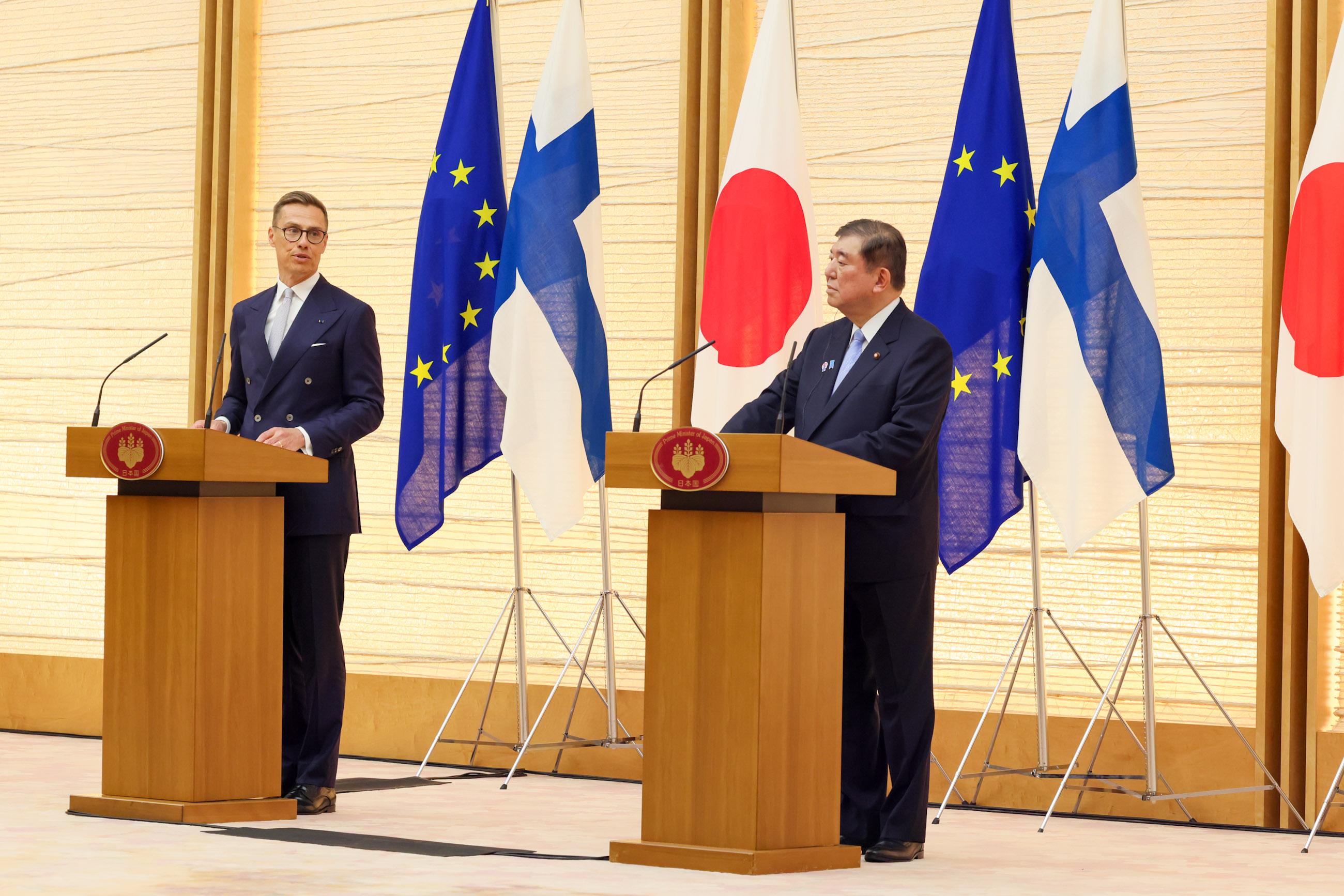 联合记者发布会6