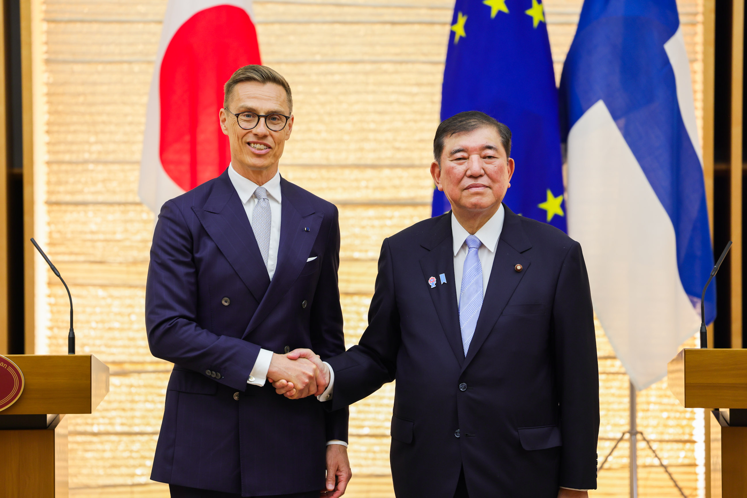 联合记者发布会7