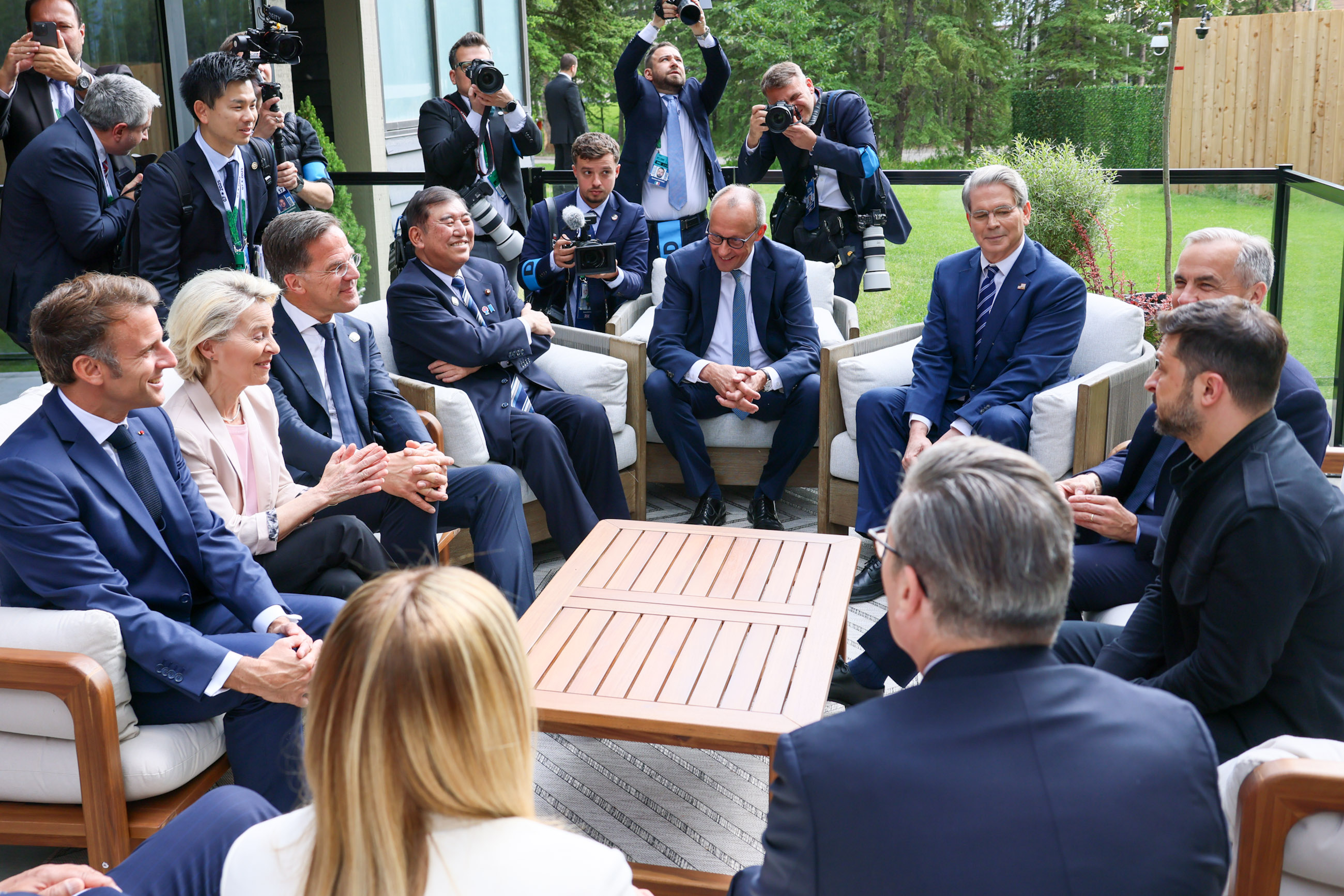 专题会议“强大,拥有主权的乌克兰”1