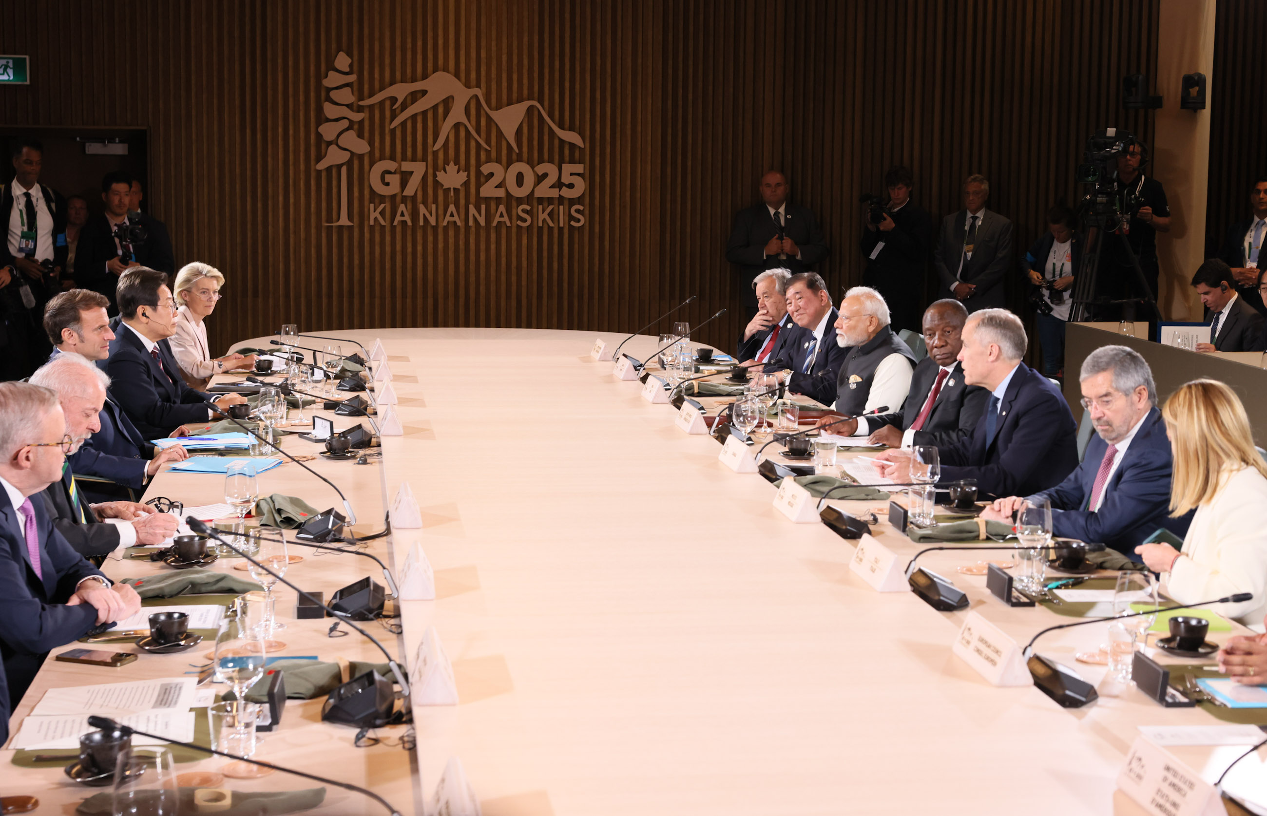 专题会议“能源和安全保障（工作午餐）”4