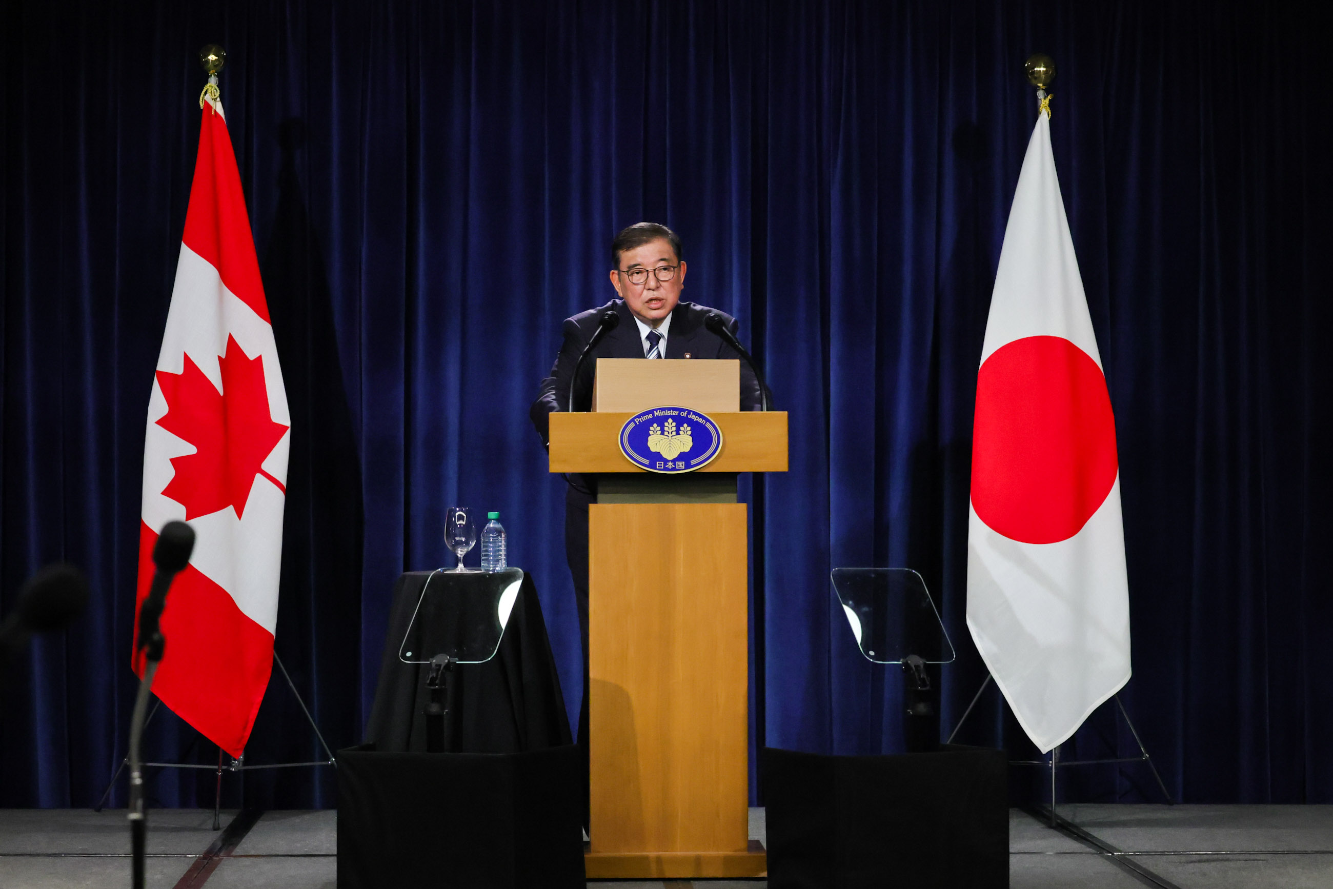 内外记者招待会6