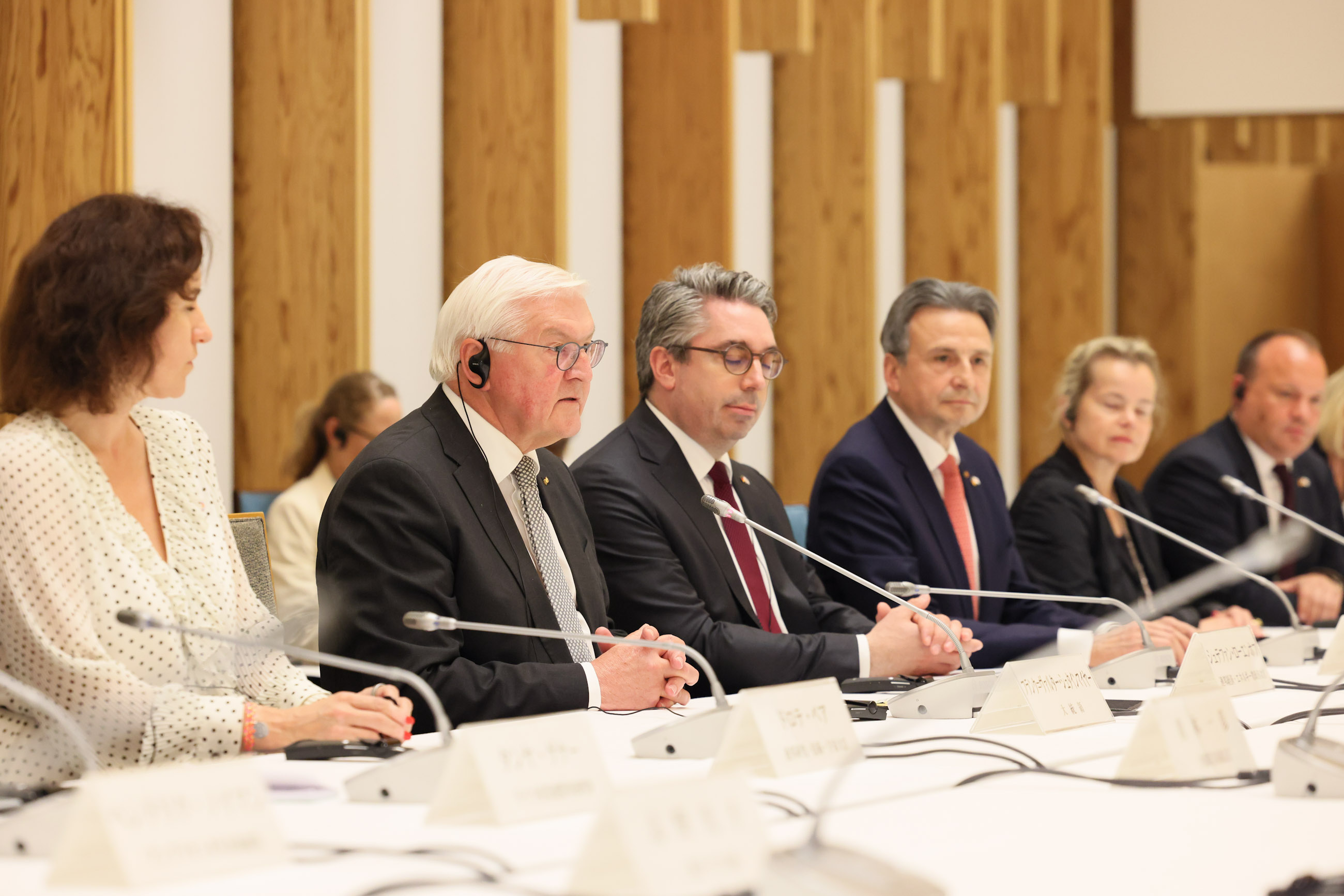 石破首相接受拜会6