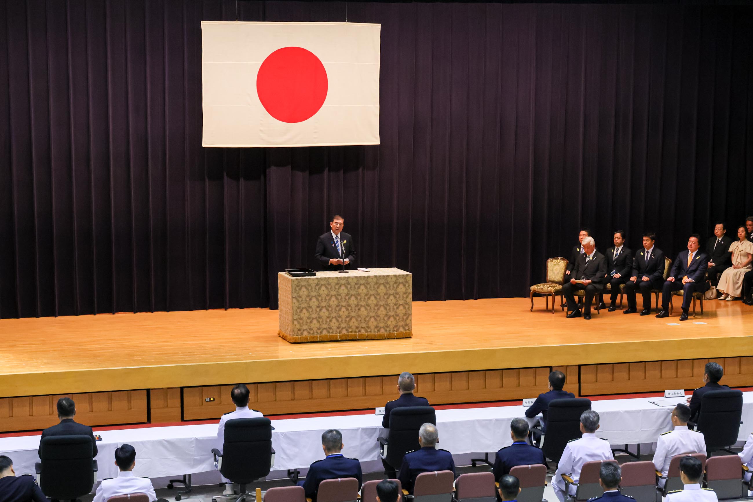 石破首相作训示1