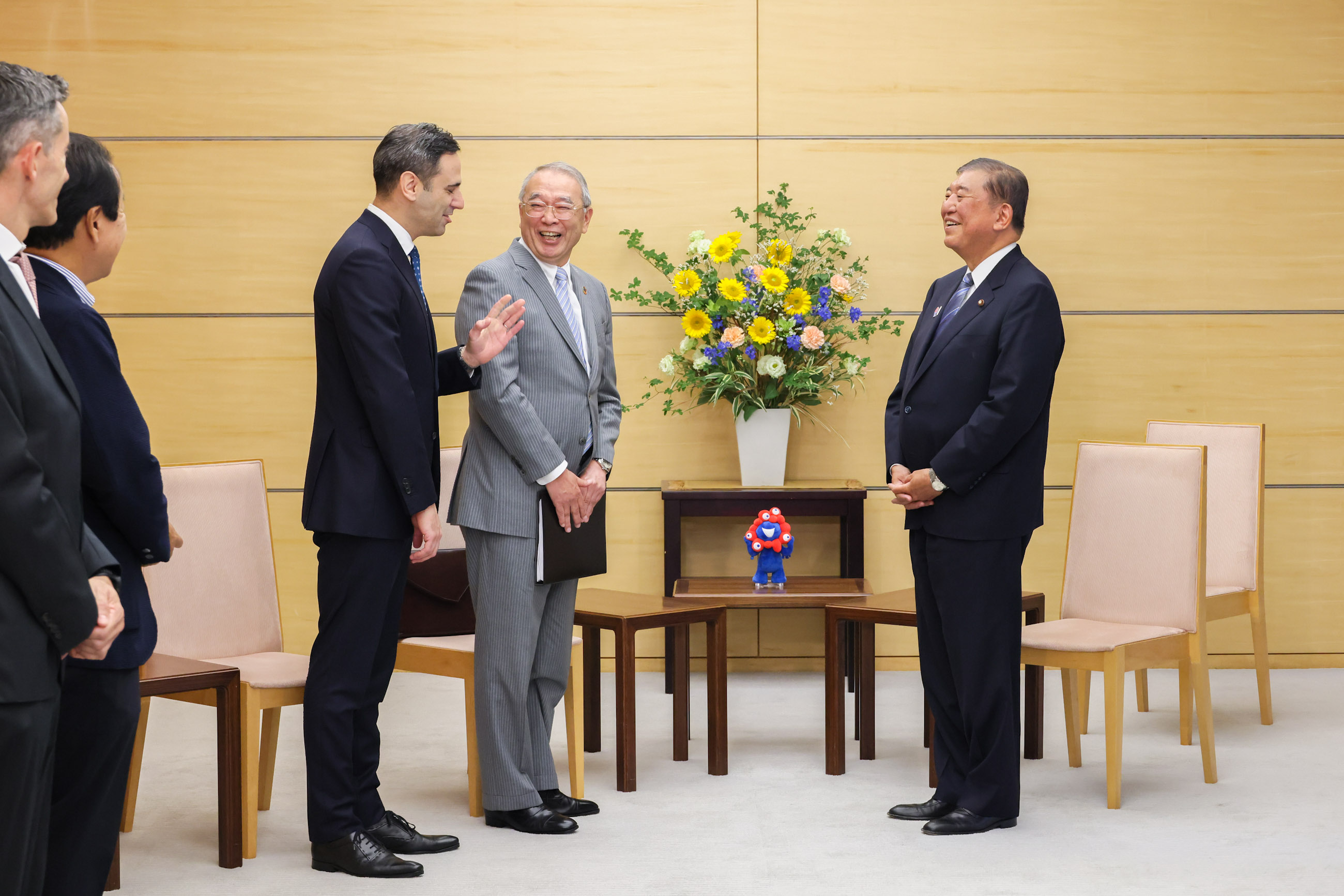 石破首相接受拜会3