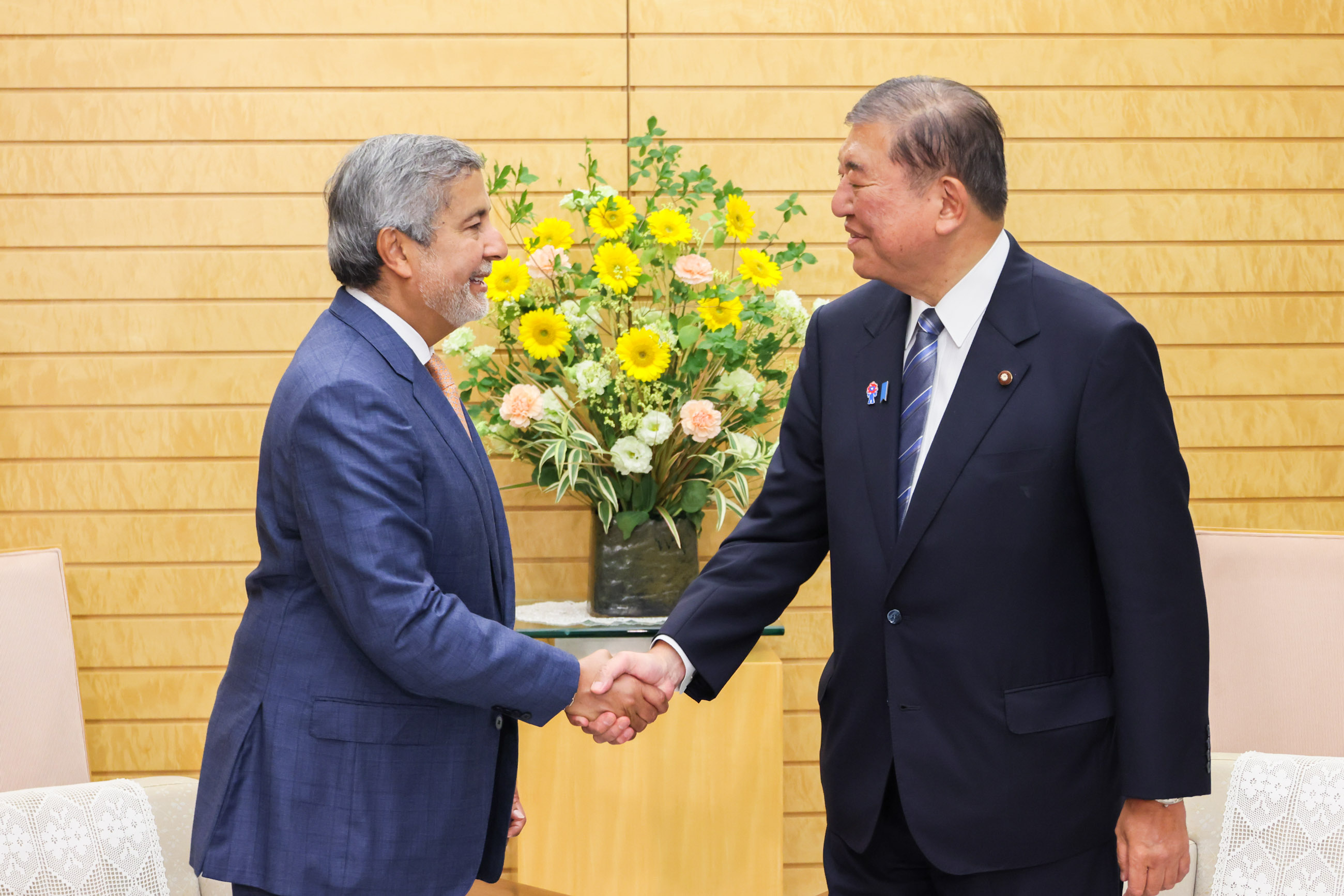 石破首相接受拜会2