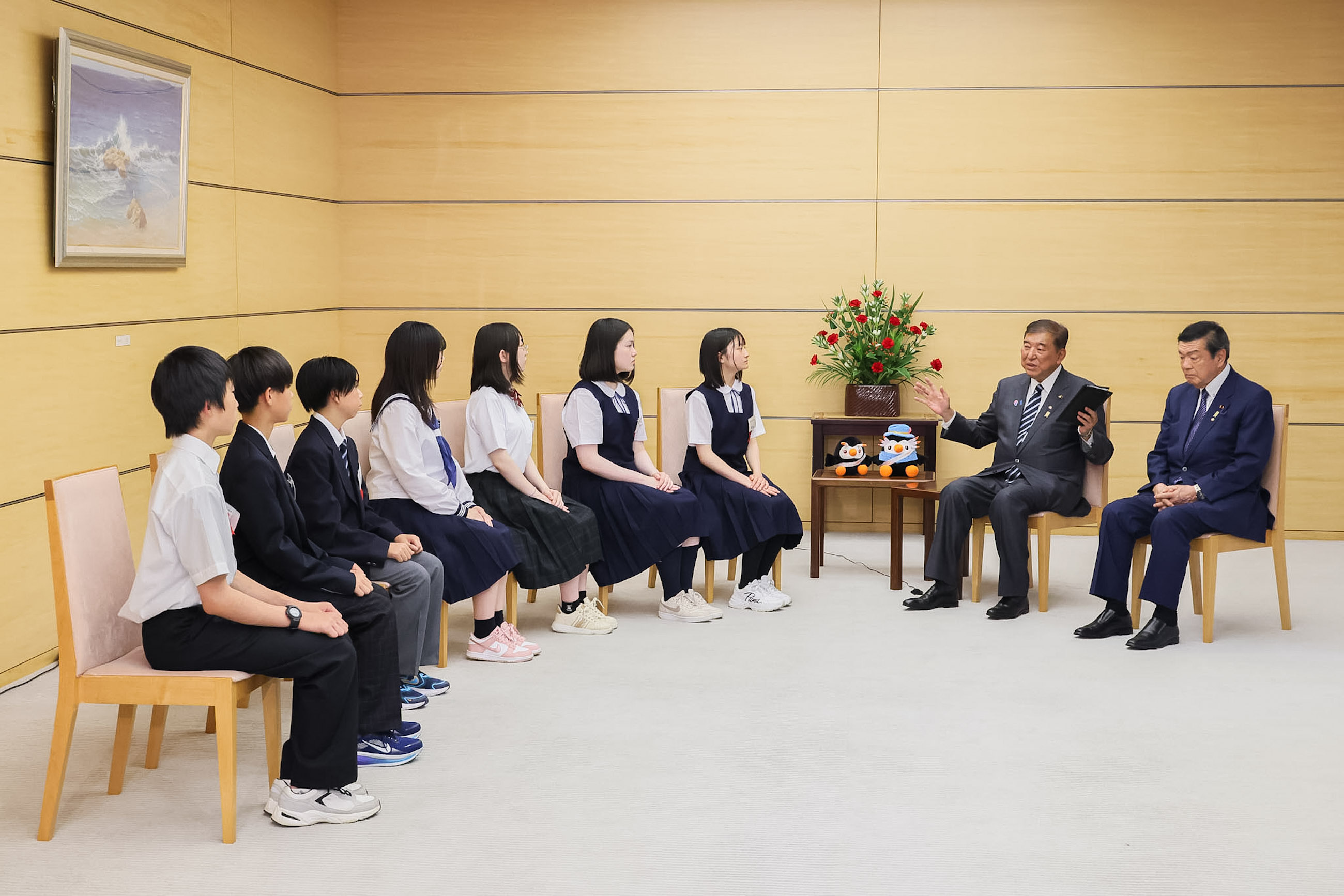 石破首相接受拜会2