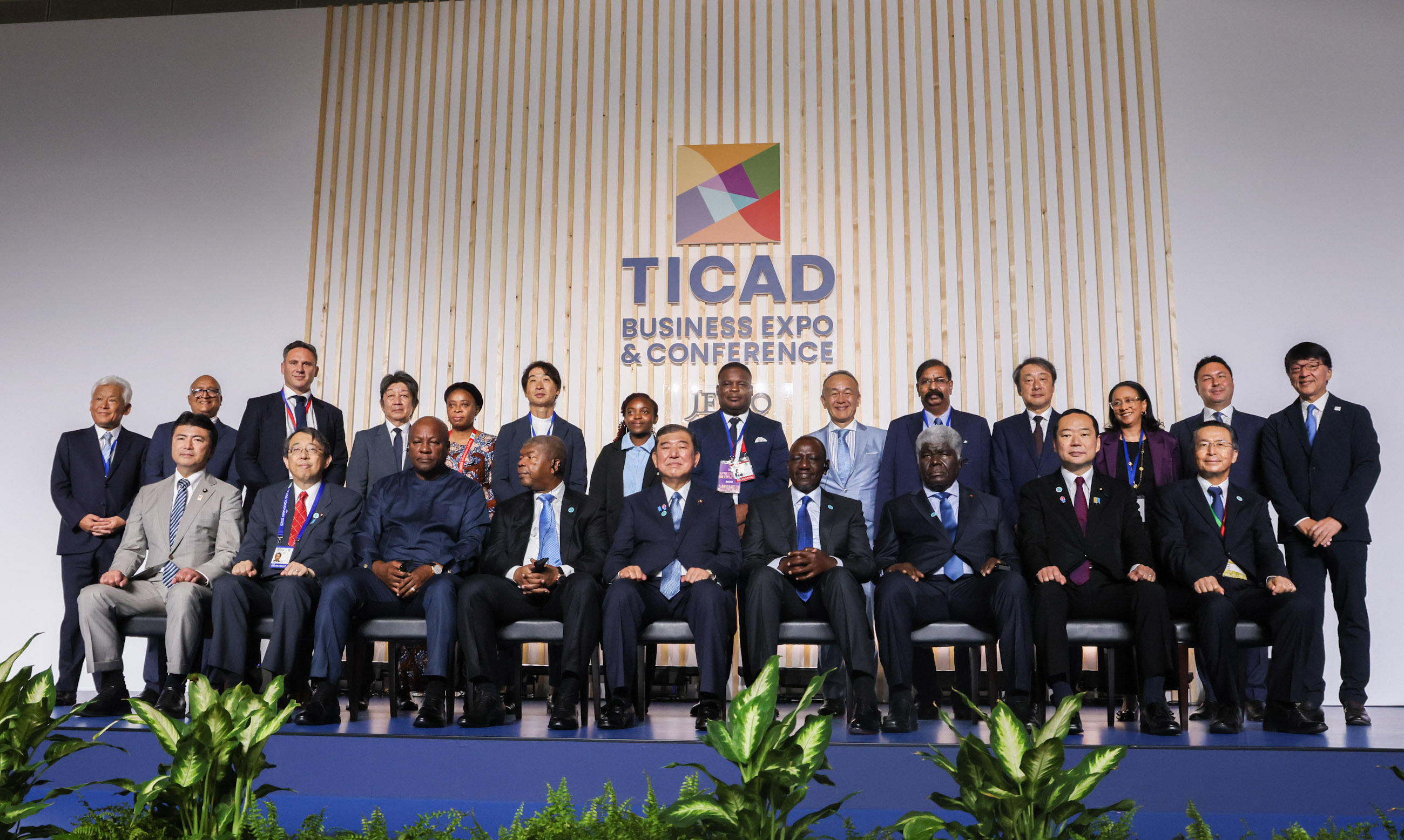 文件签署仪式11