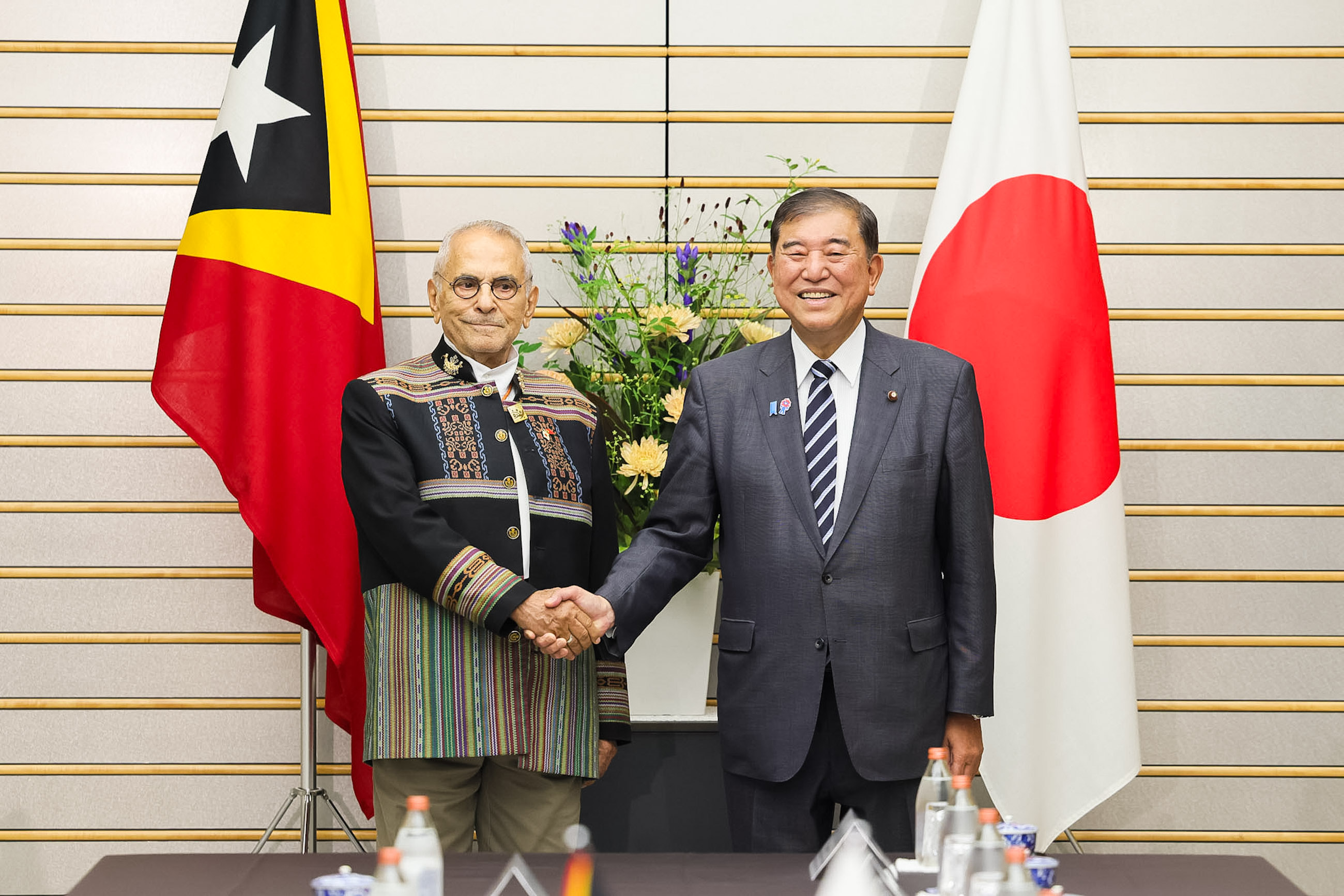 举行日本东帝汶首脑会谈