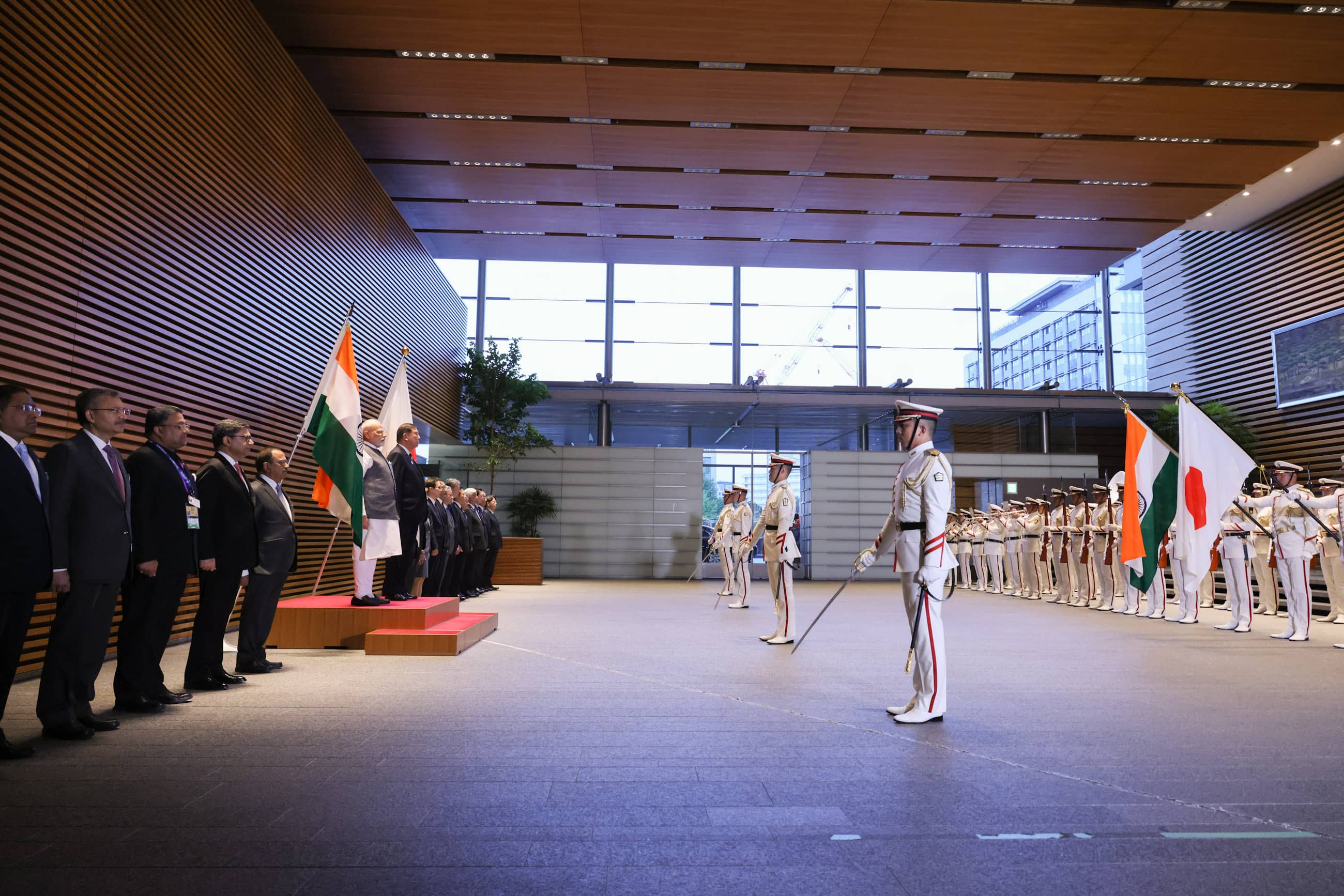 仪仗队的荣誉礼和迎宾仪式1