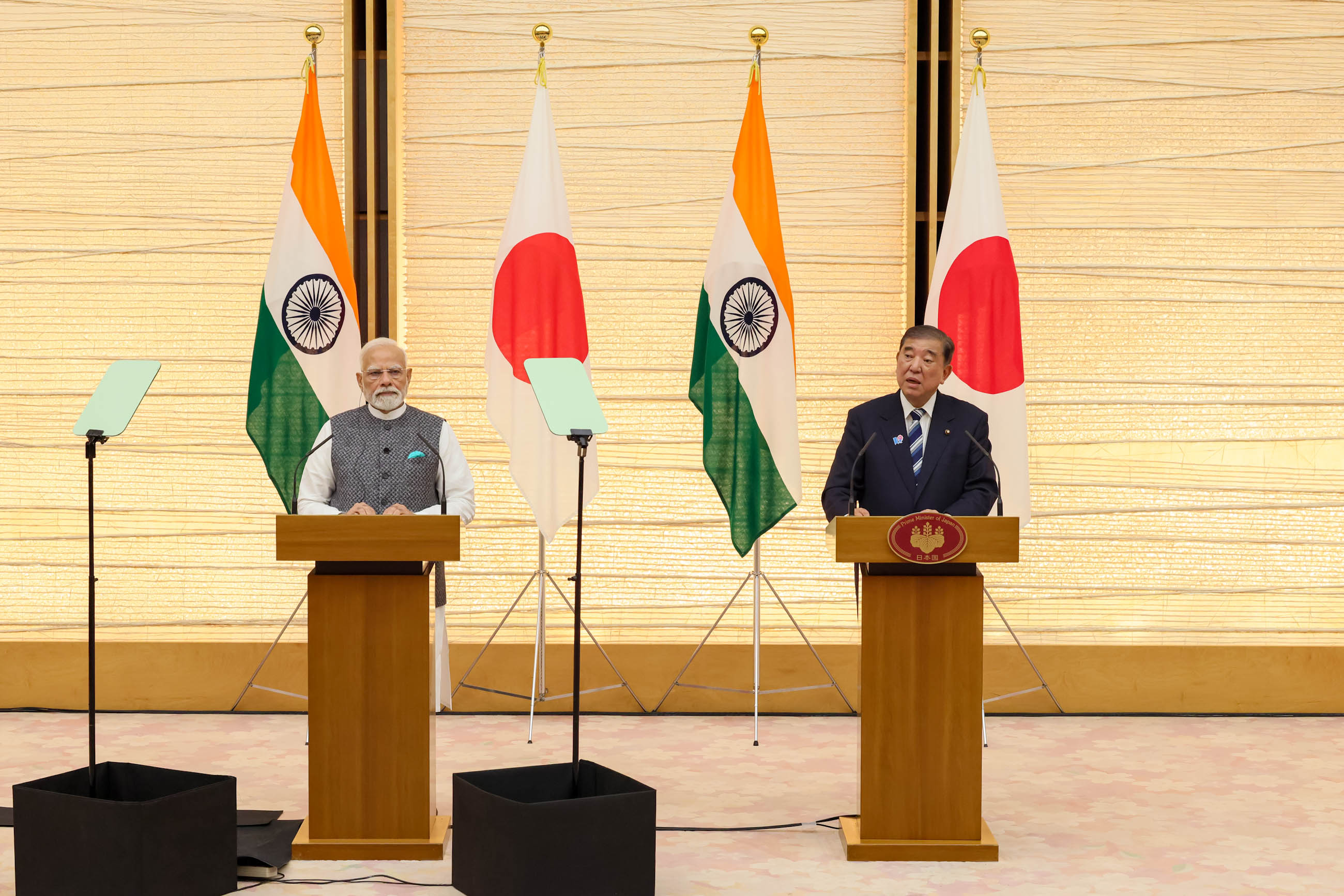 联合记者发布会1