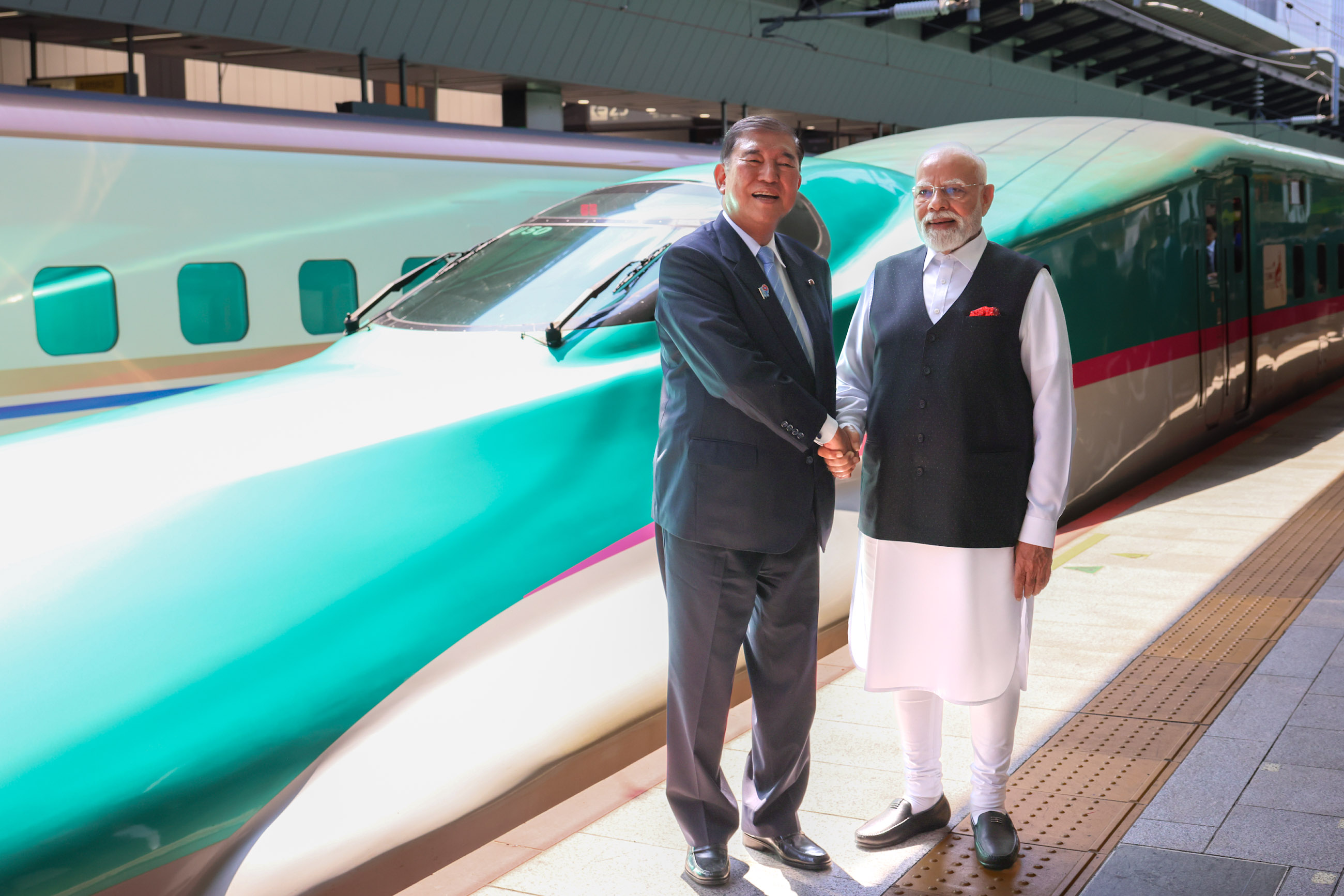 日印两国首脑访问宫城县