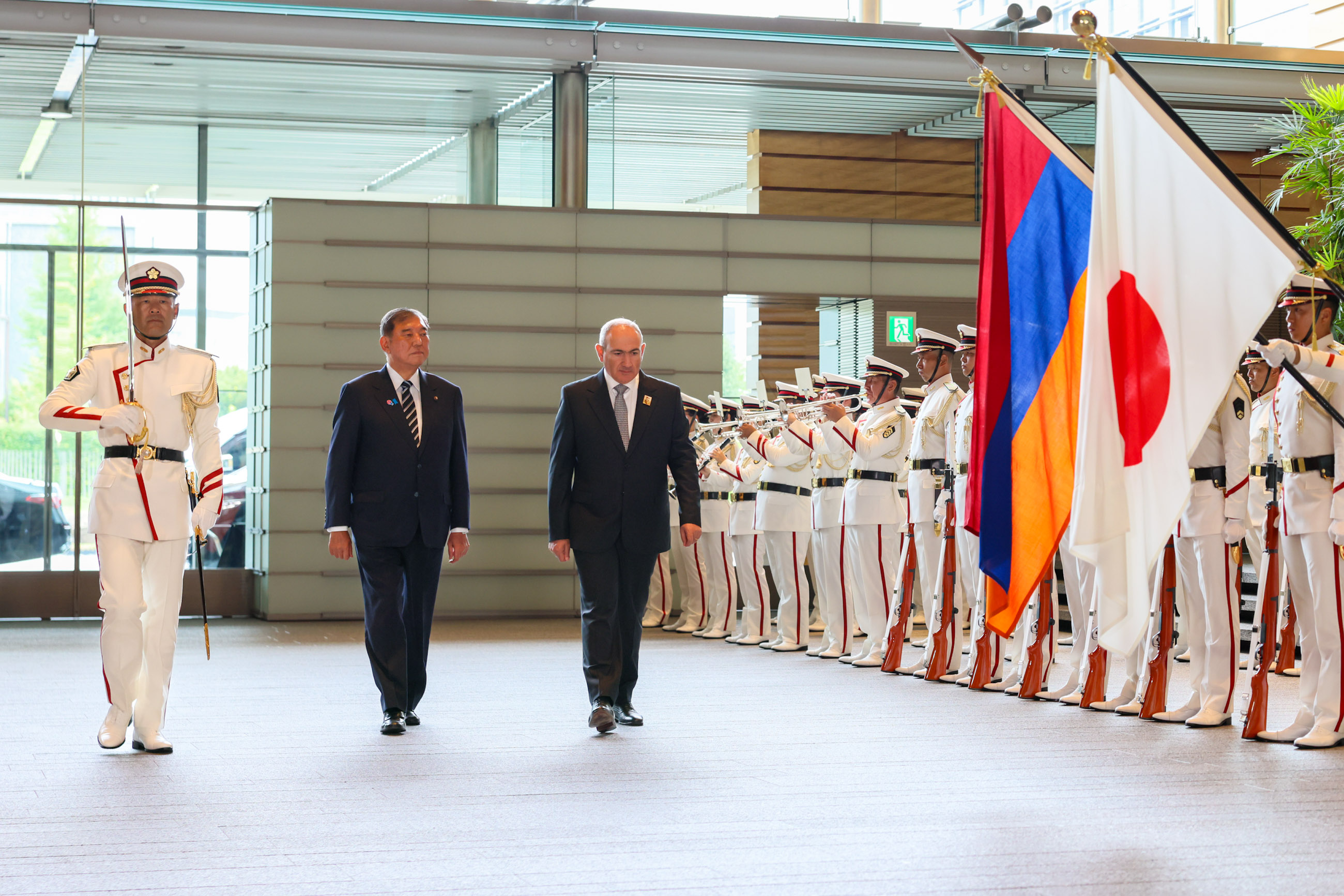 仪仗队的荣誉礼和迎宾仪式3