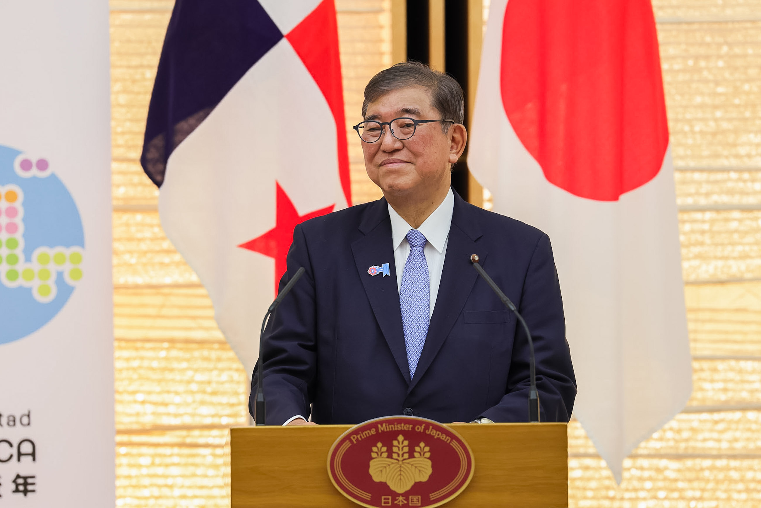 联合记者发布会4