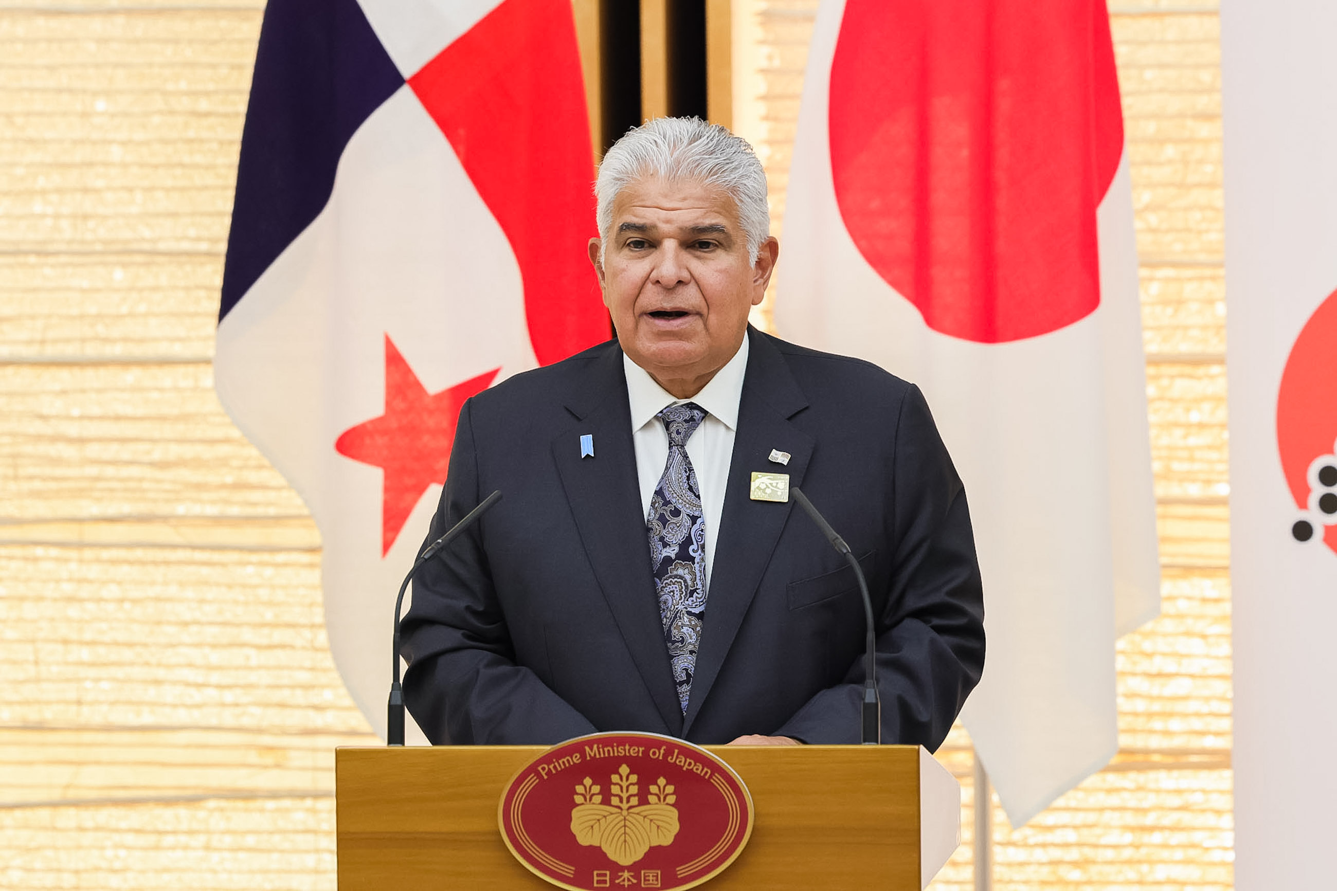 联合记者发布会5