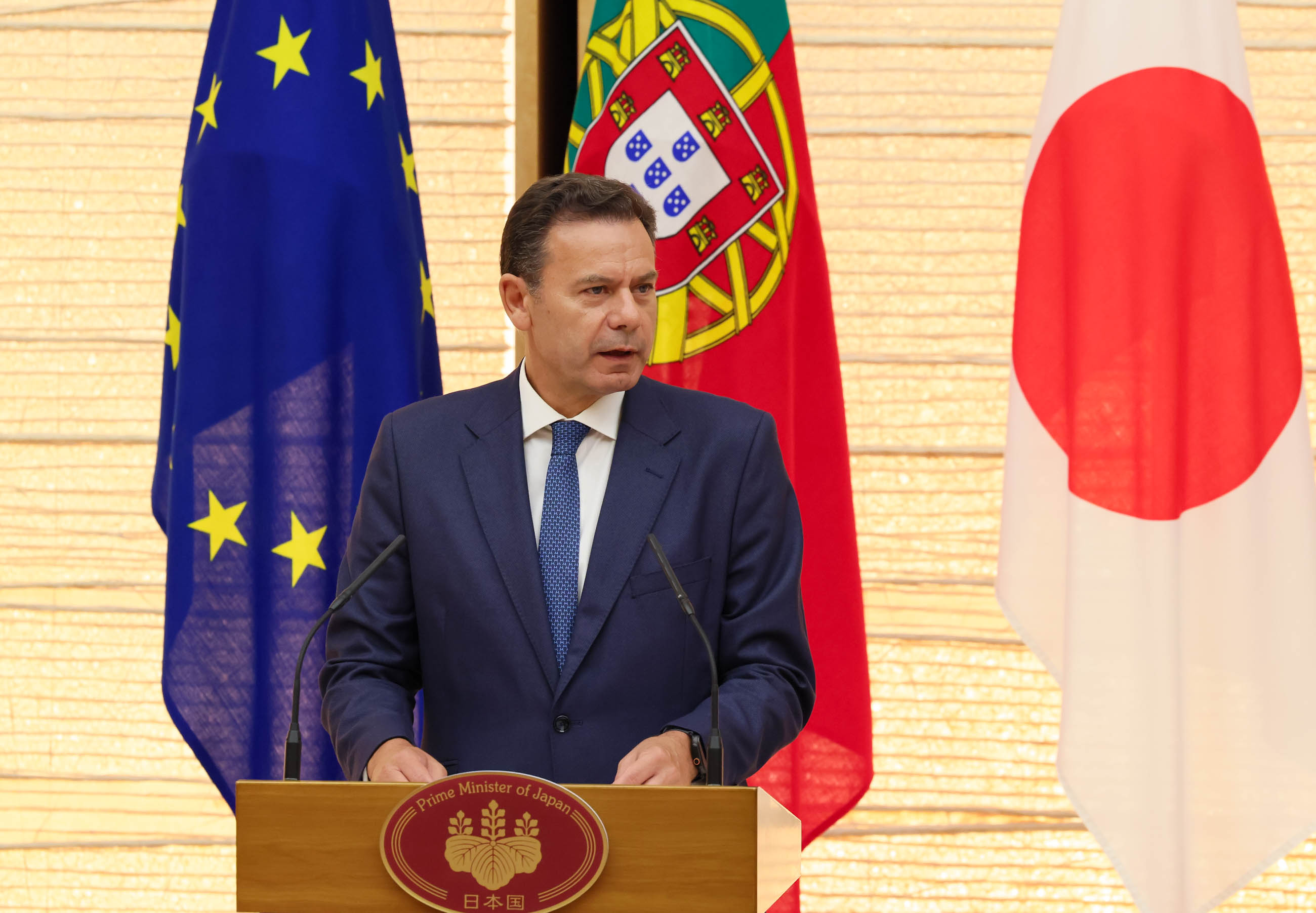 联合记者发布会3