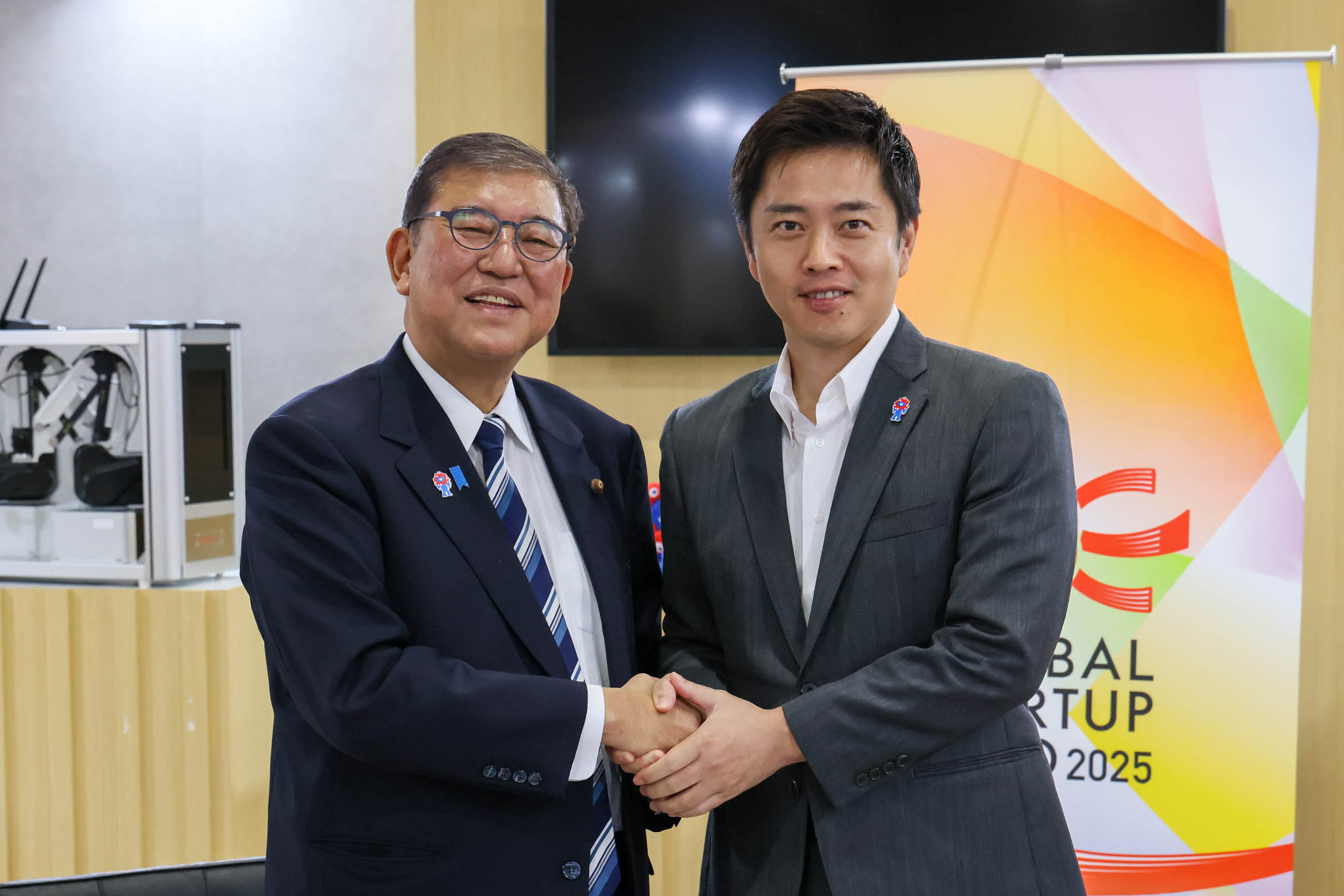 石破首相会见大阪府知事吉村洋文2