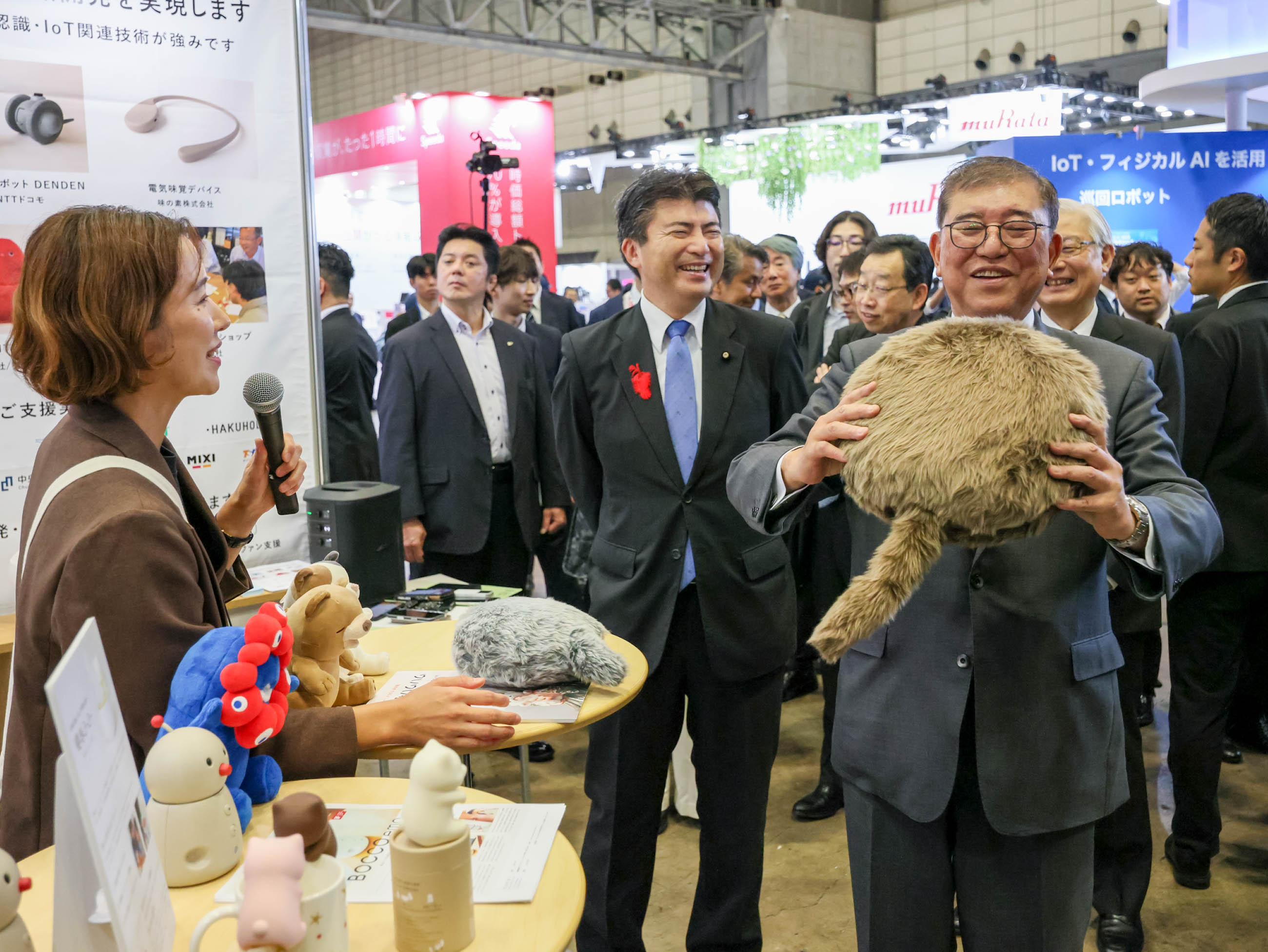 视察2025年日本高新技术博览会（CEATEC2025）