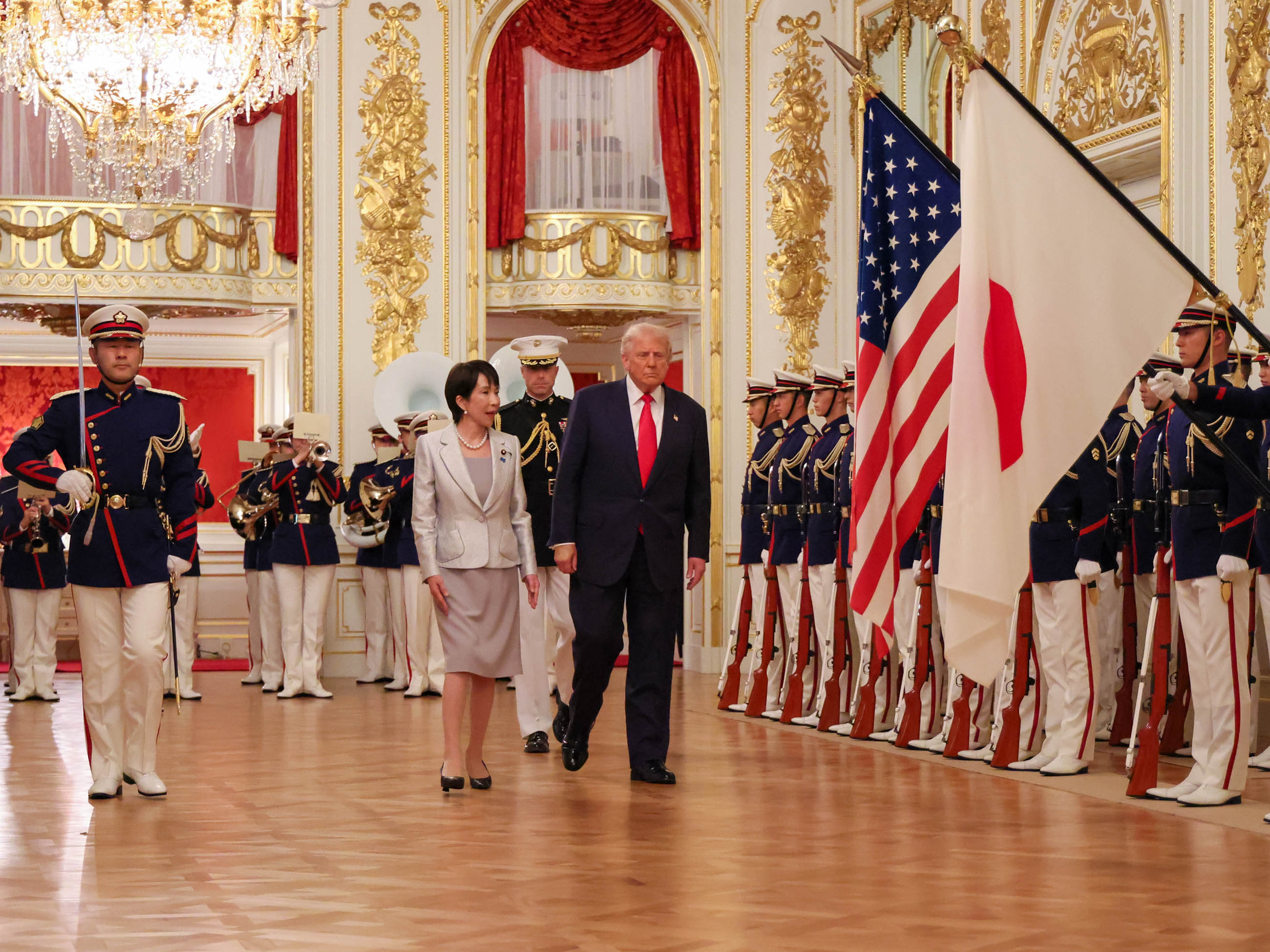 仪仗队的荣誉礼和迎宾仪式2