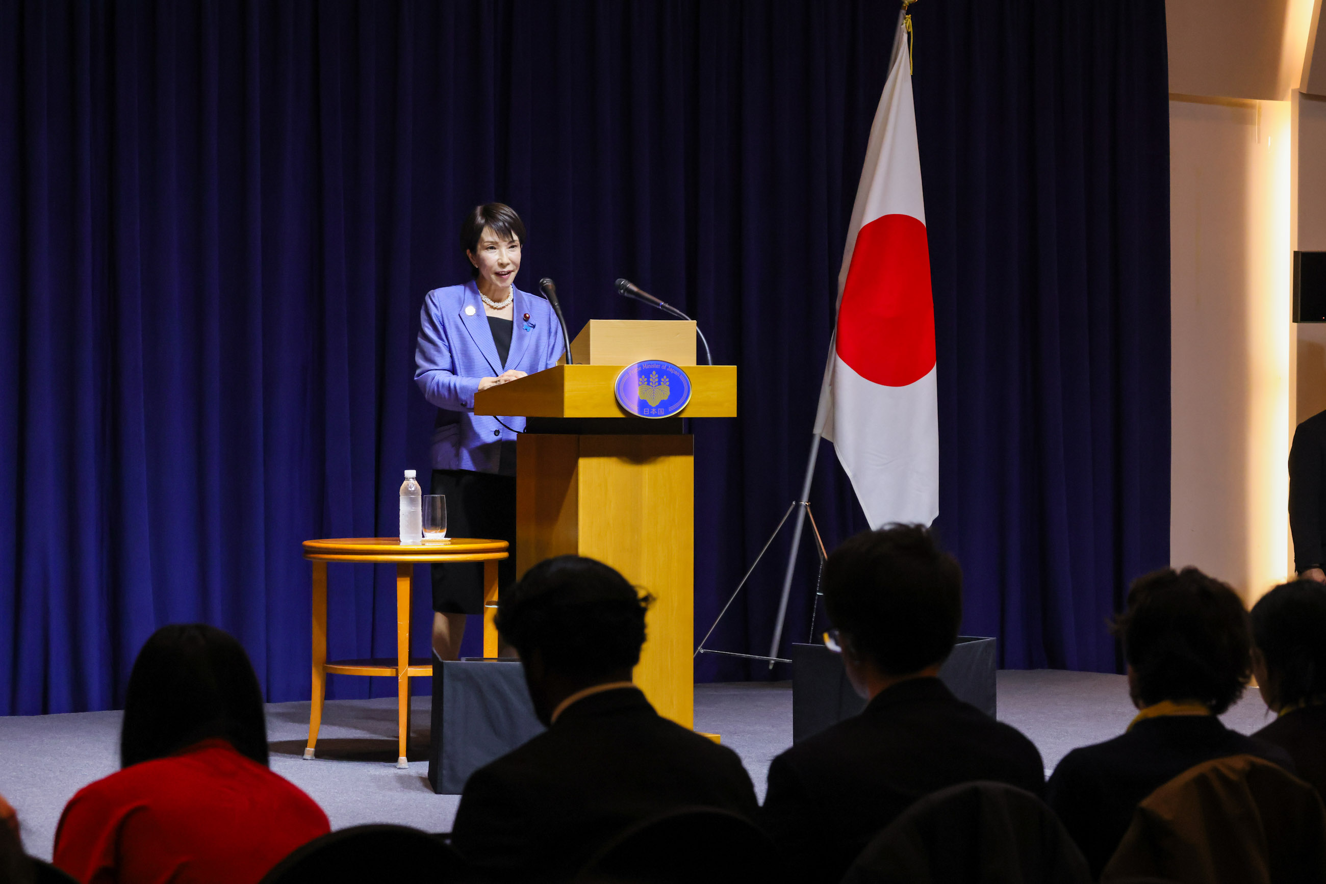 内外记者招待会4