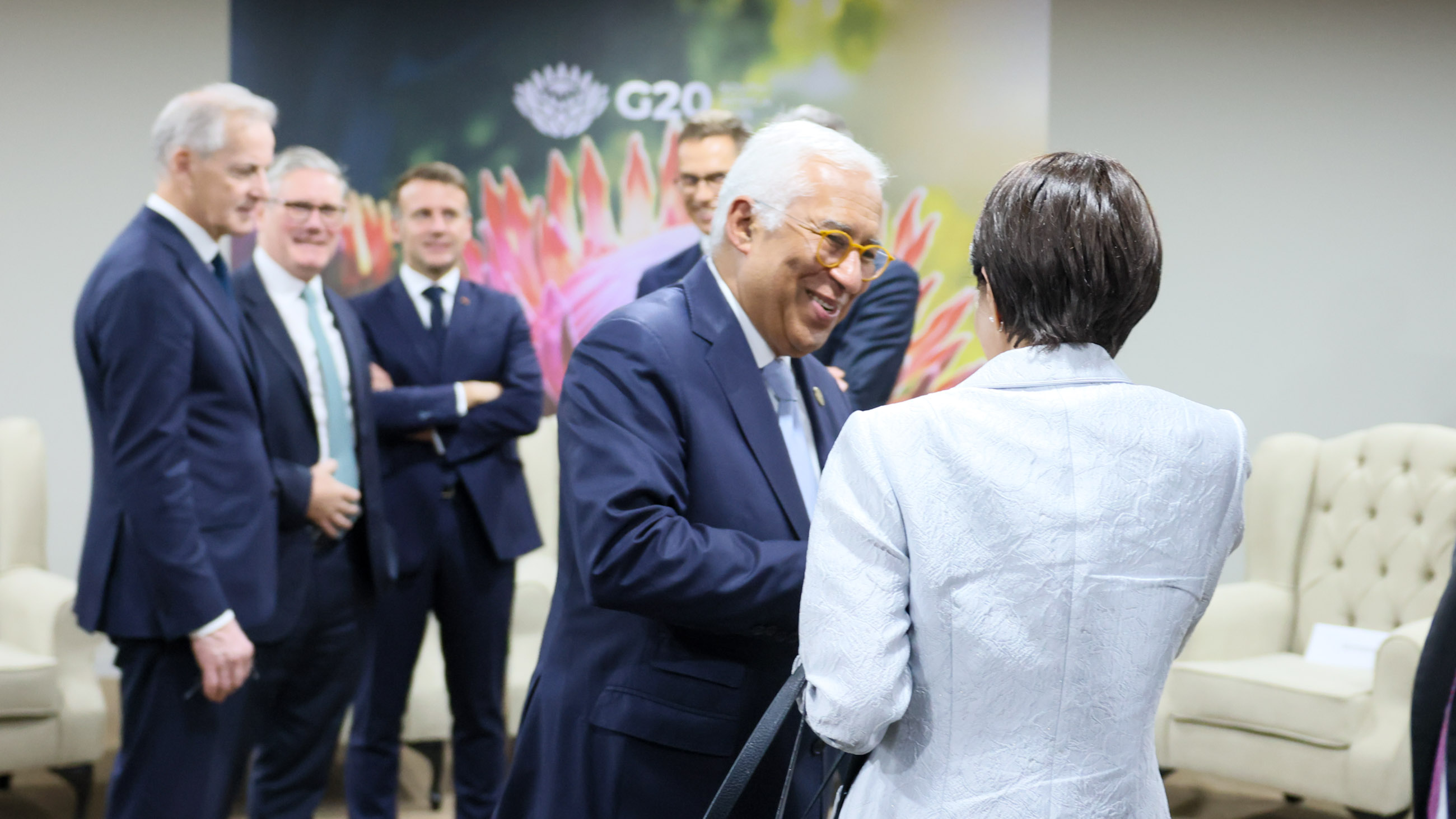 高市首相出席关于乌克兰和平相关国家首脑会议1