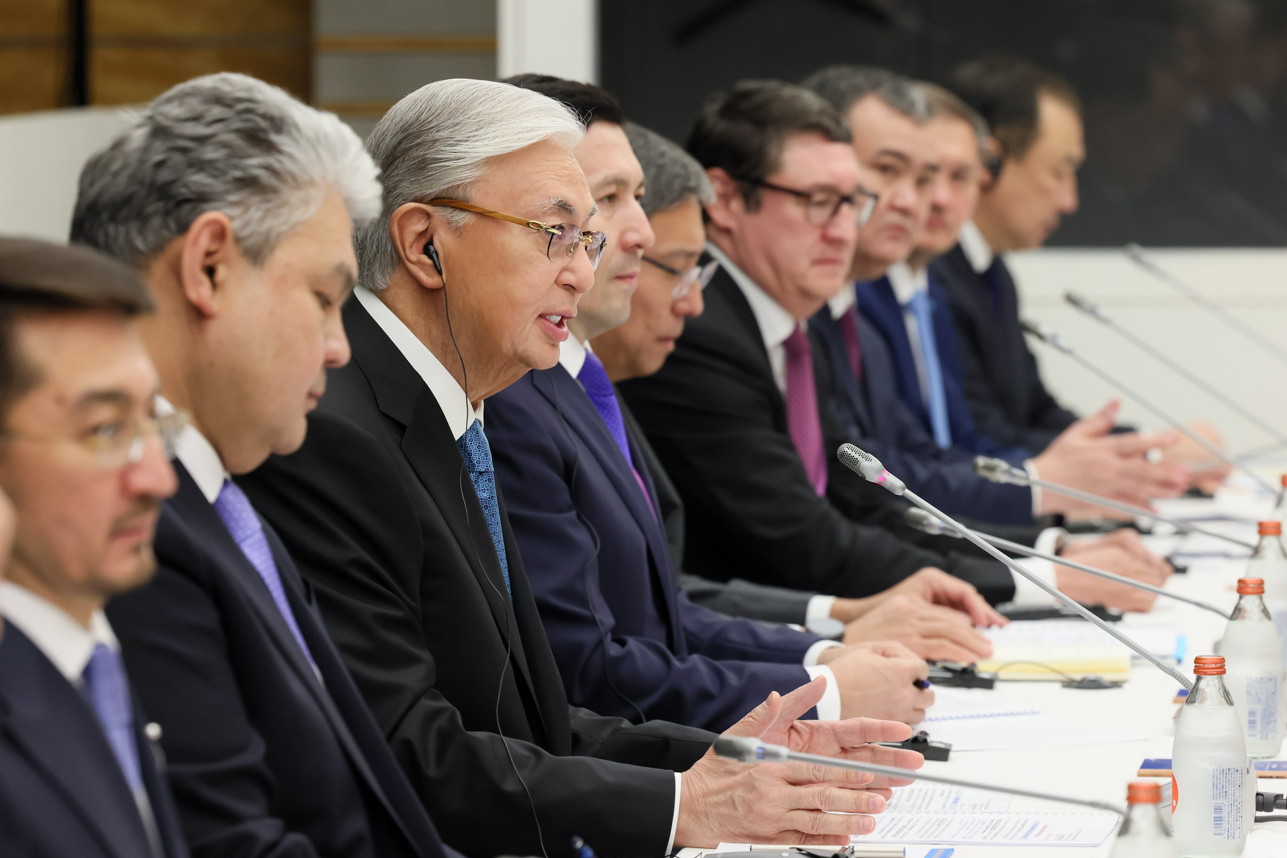 日本哈萨克斯坦首脑会谈6