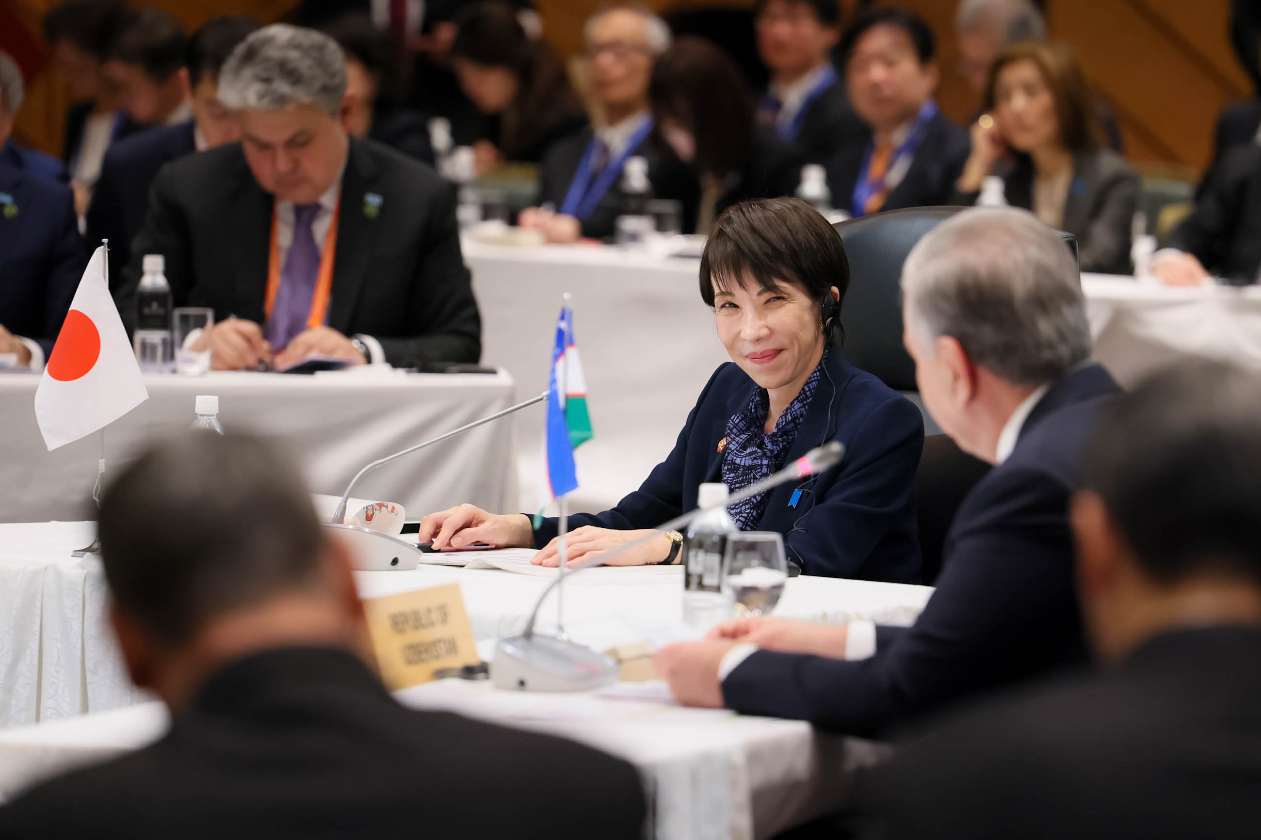 “中亚+日本”对话、首脑会议16