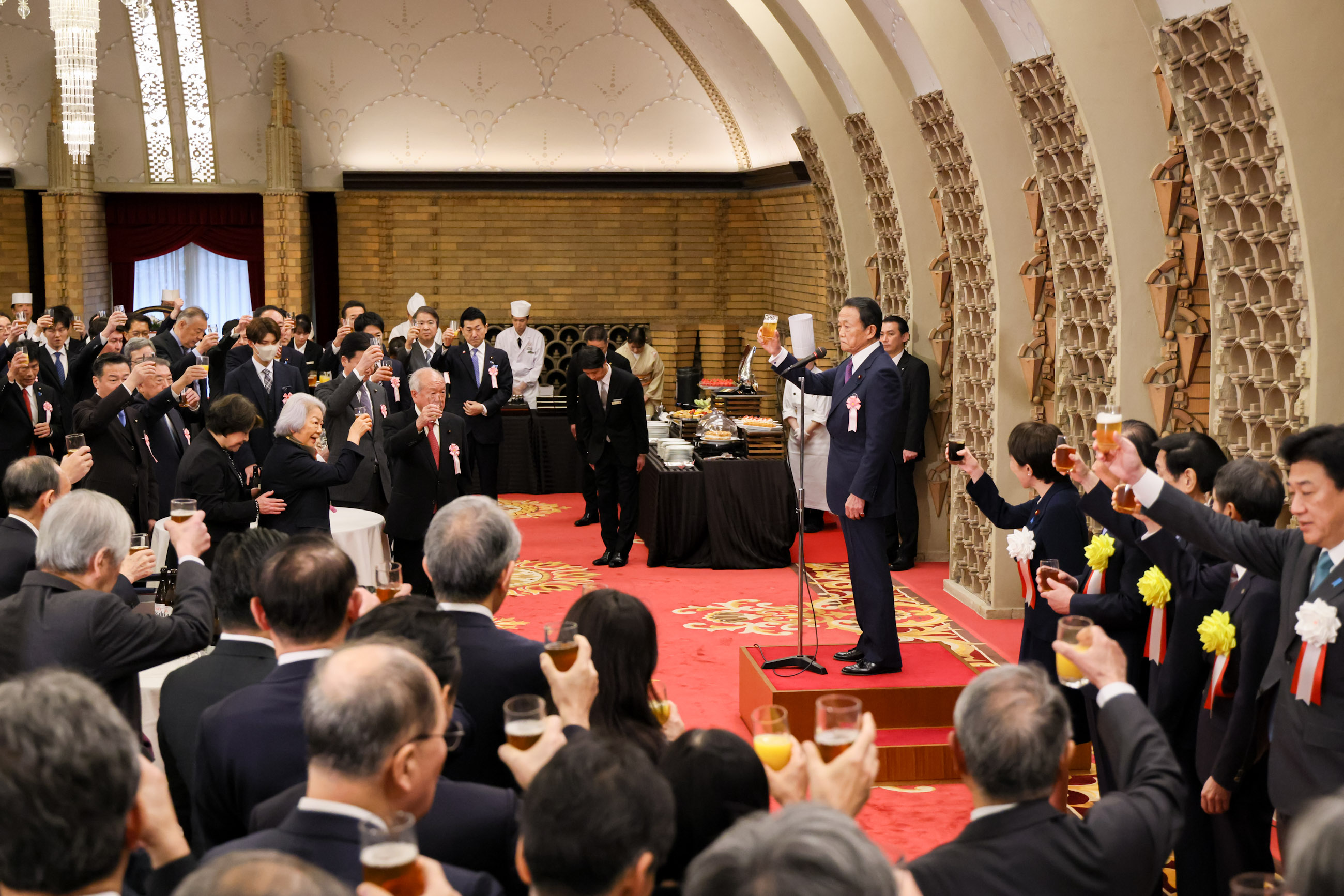 麻生前首相致敬酒辞4