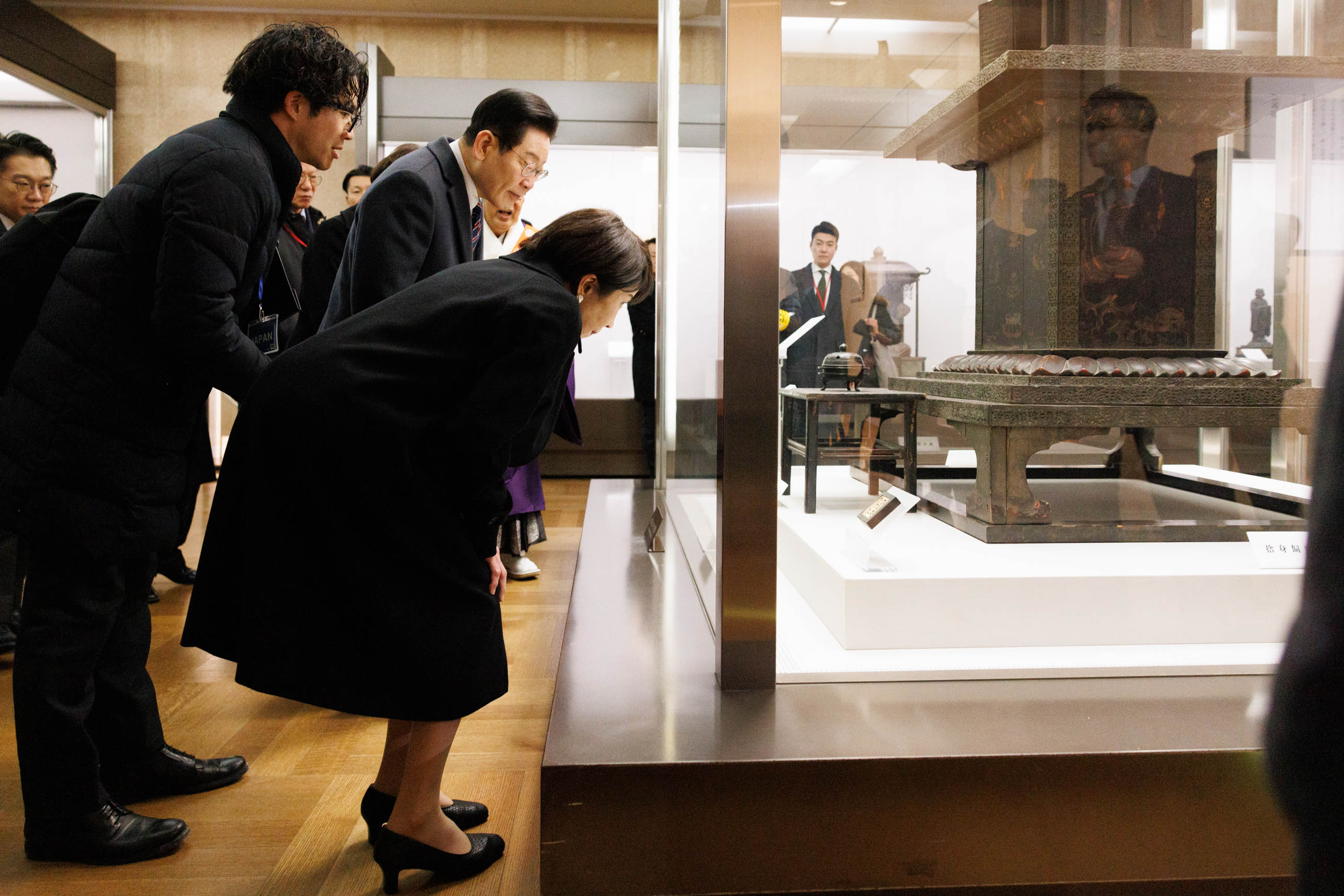 两位首脑参观法隆寺12