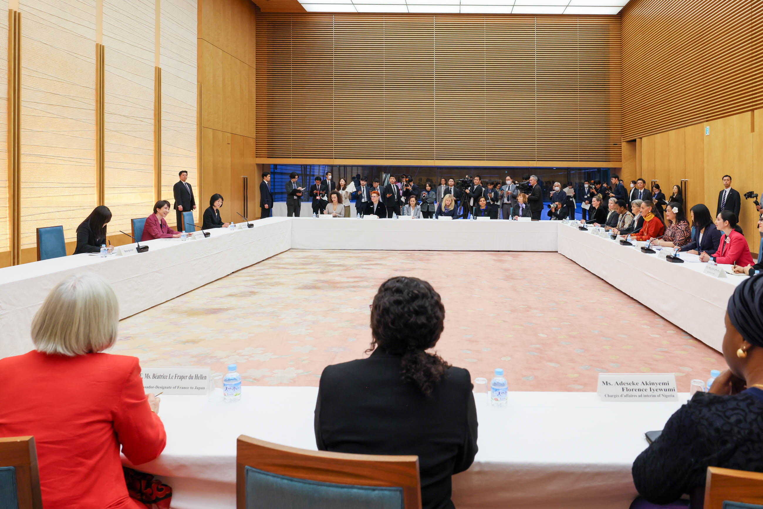 高市首相进行交流5