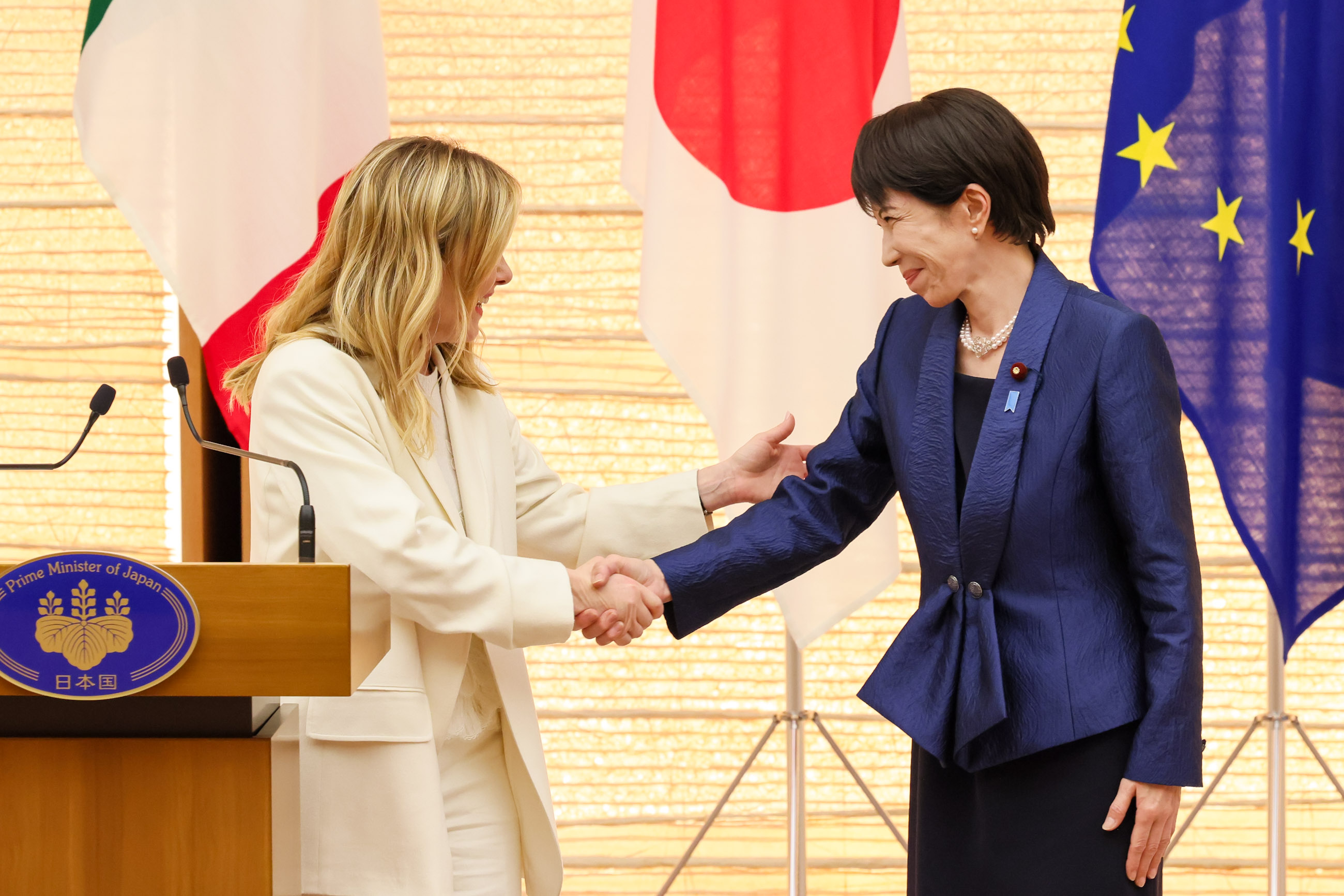 联合记者发布会4