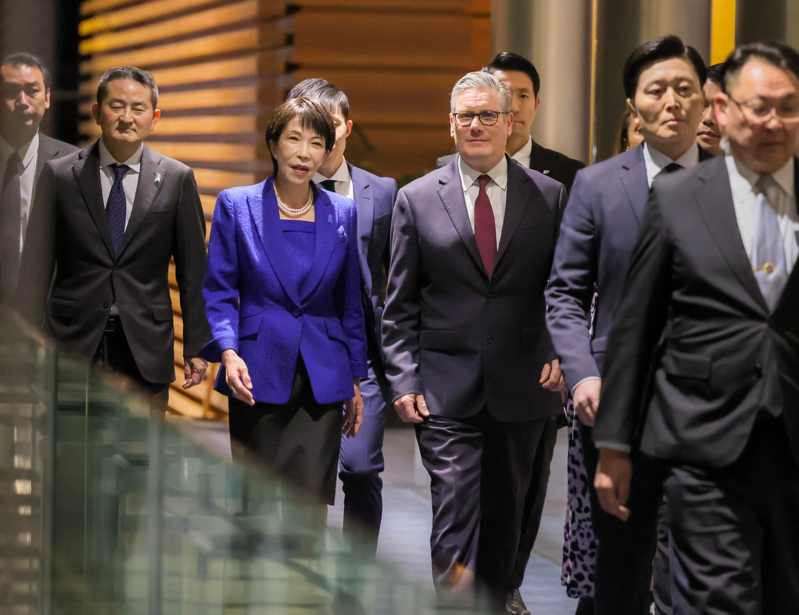 两位首脑出席首脑会谈2