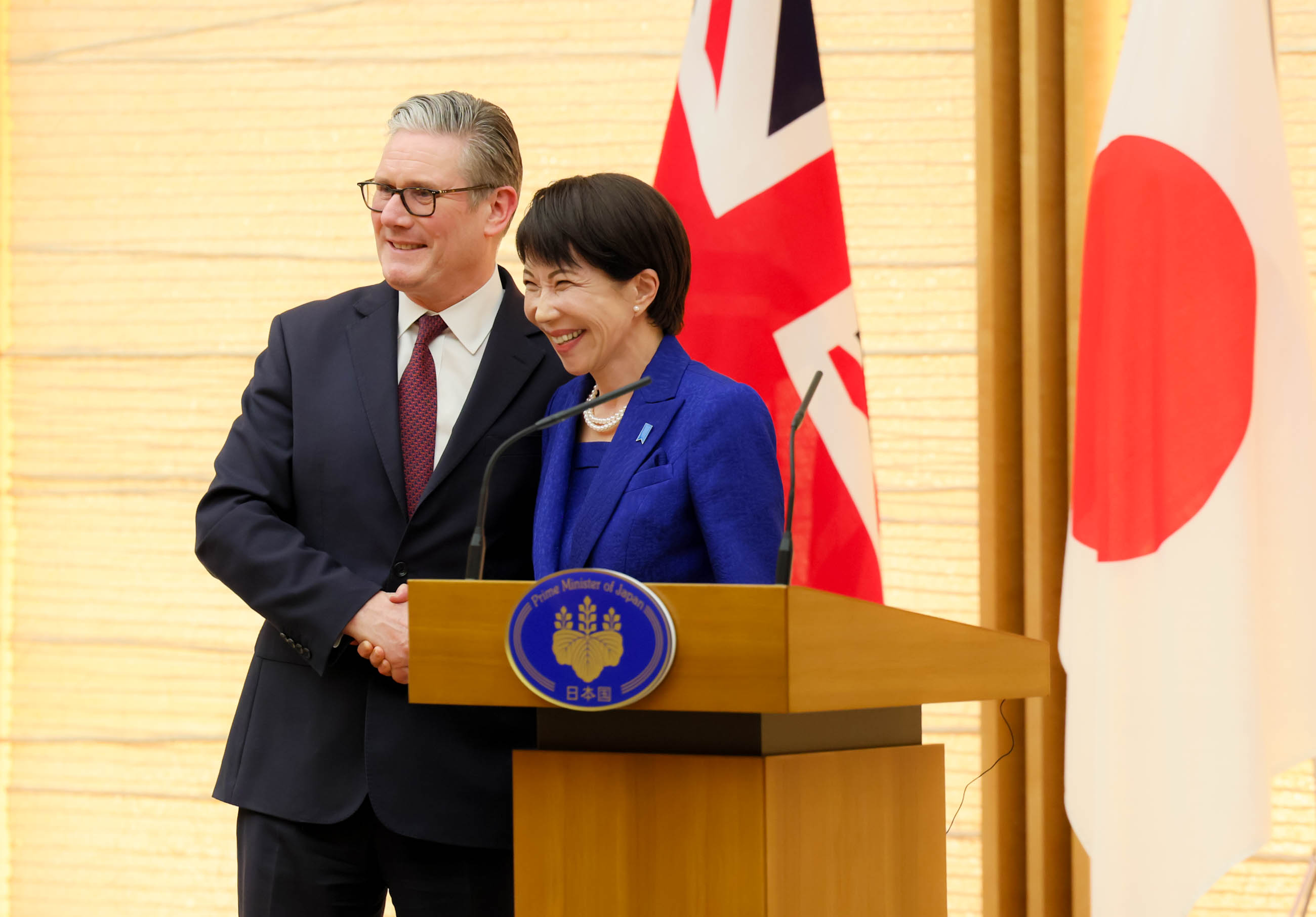 联合记者发布会6