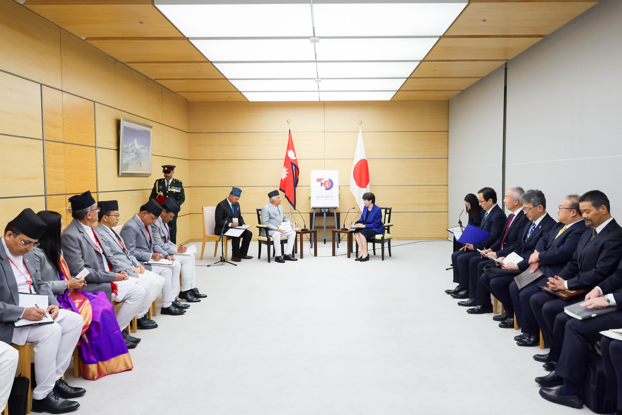 与保德尔总统举行会谈3