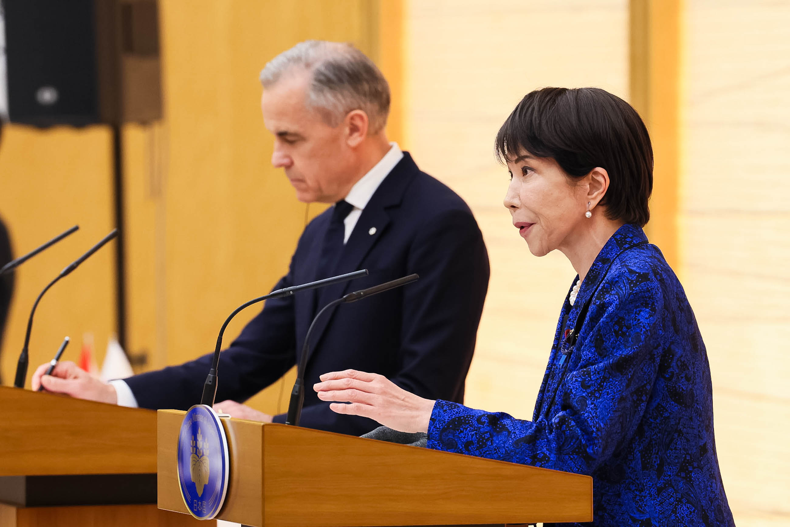 联合记者发布会3