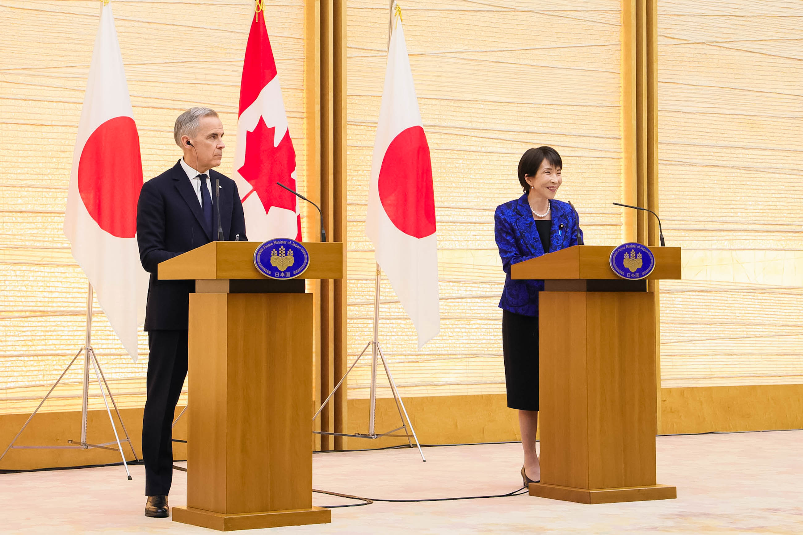 联合记者发布会5