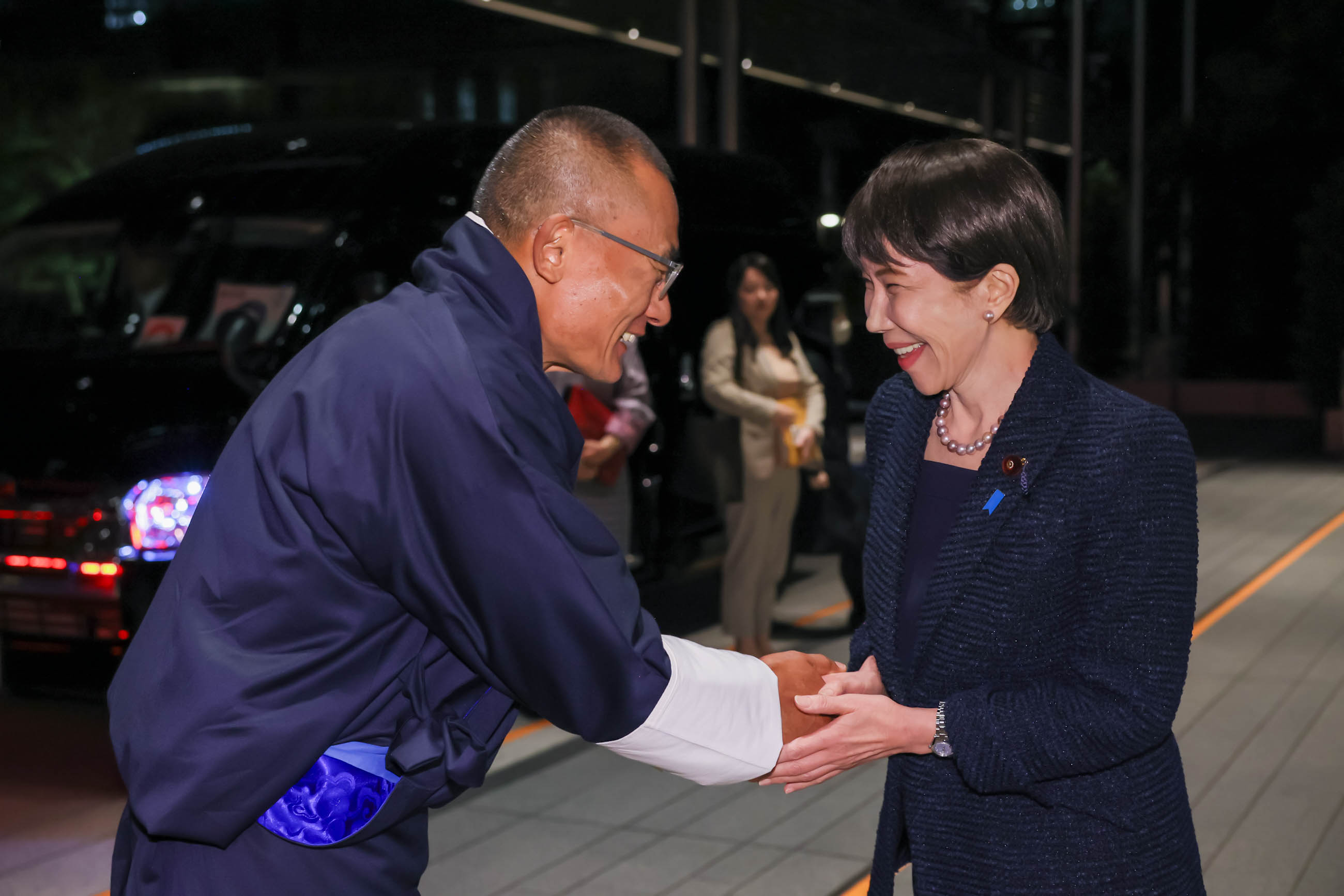 高市首相迎接托杰首相