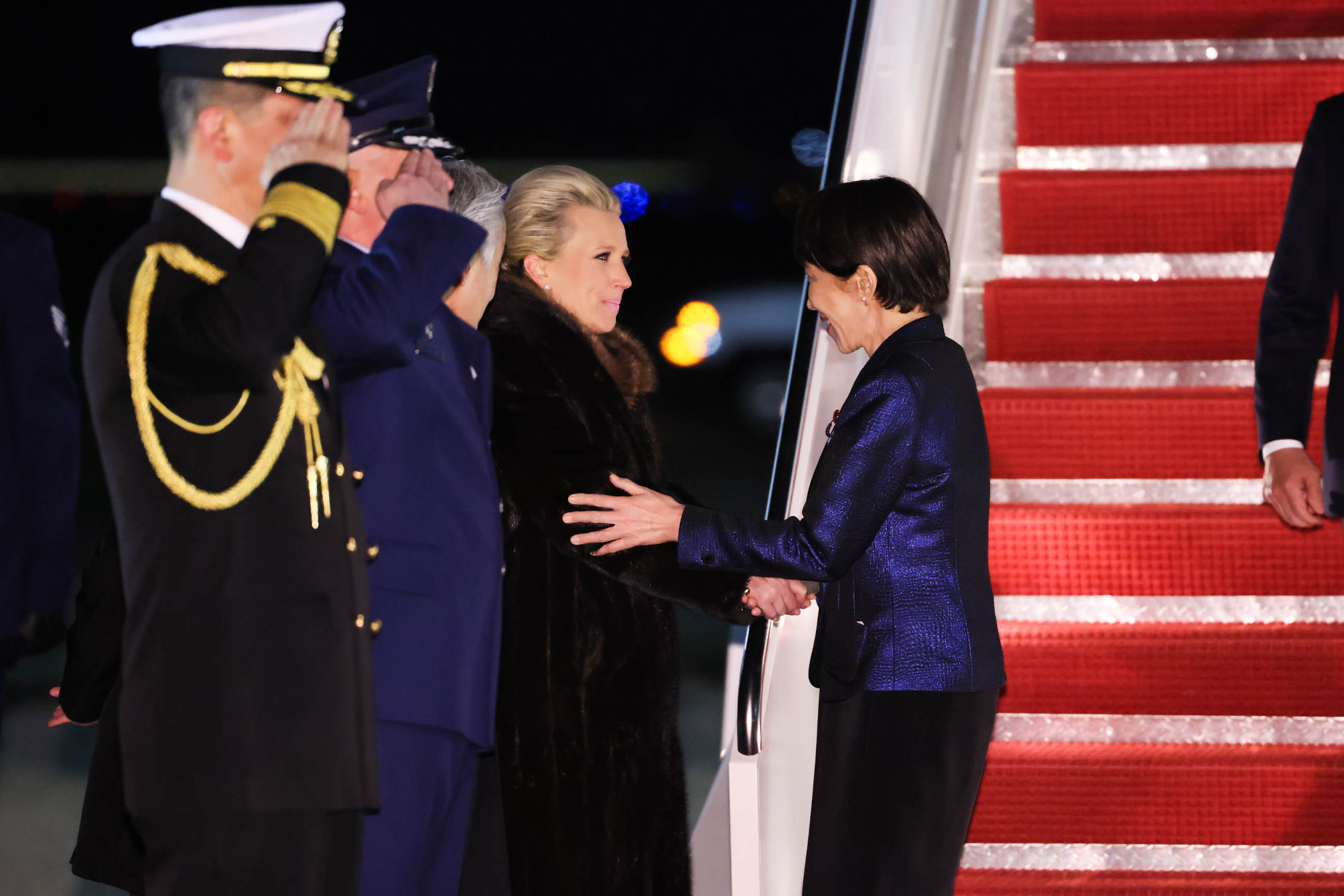 高市首相抵达美国4