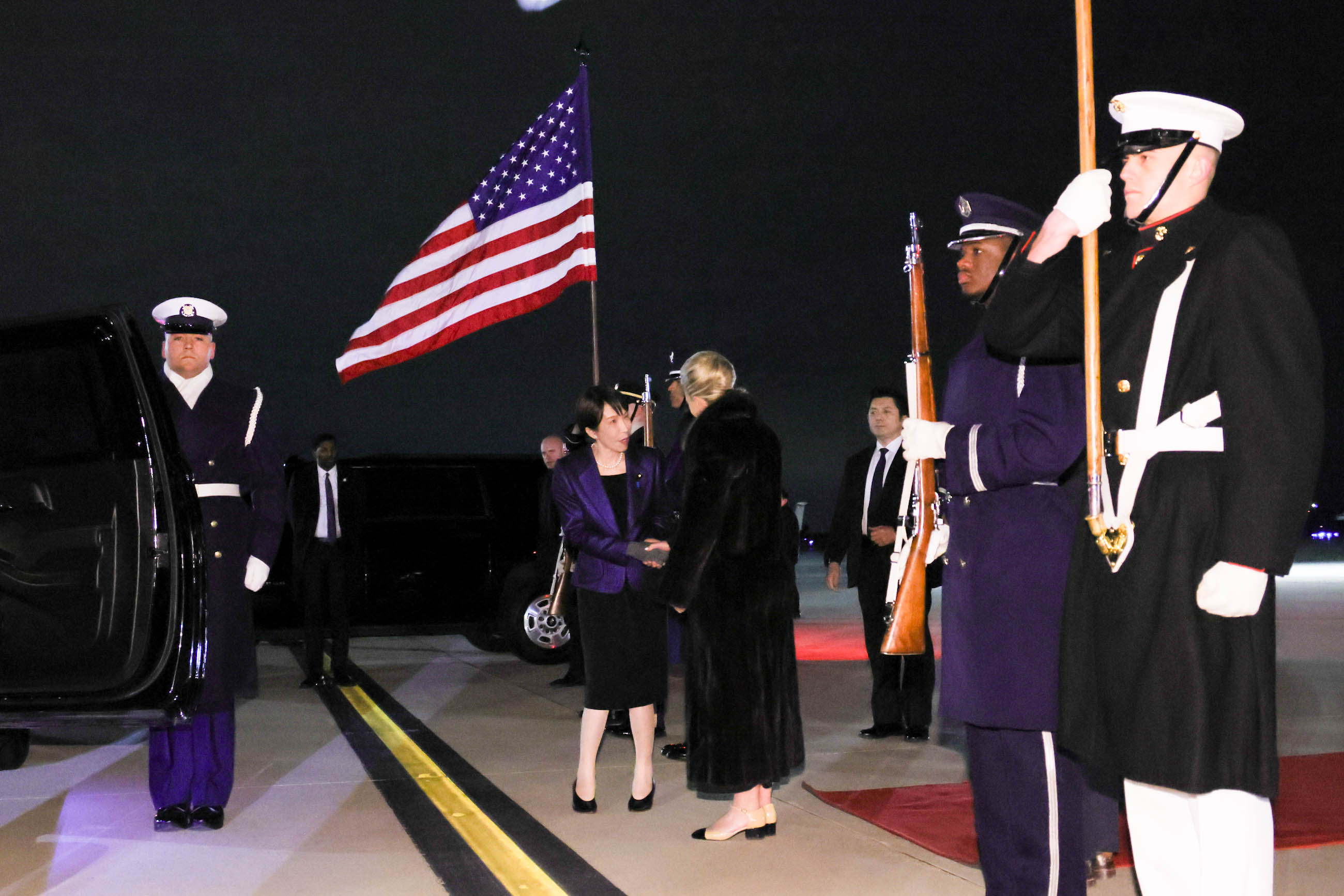 高市首相抵达美国6