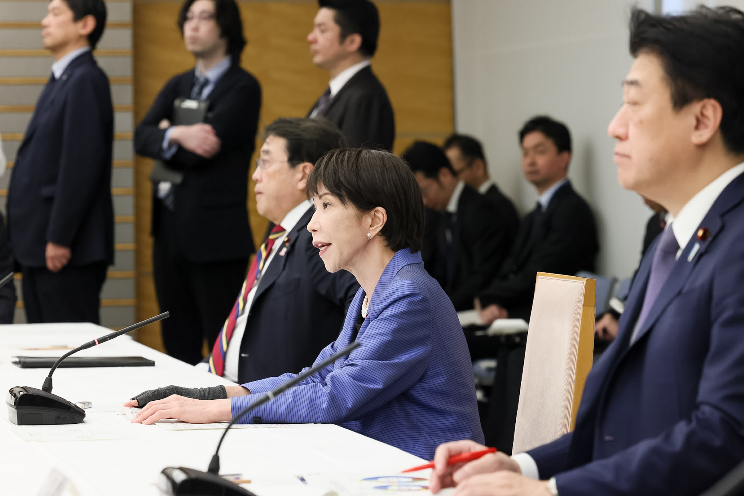 高市首相总结会议1