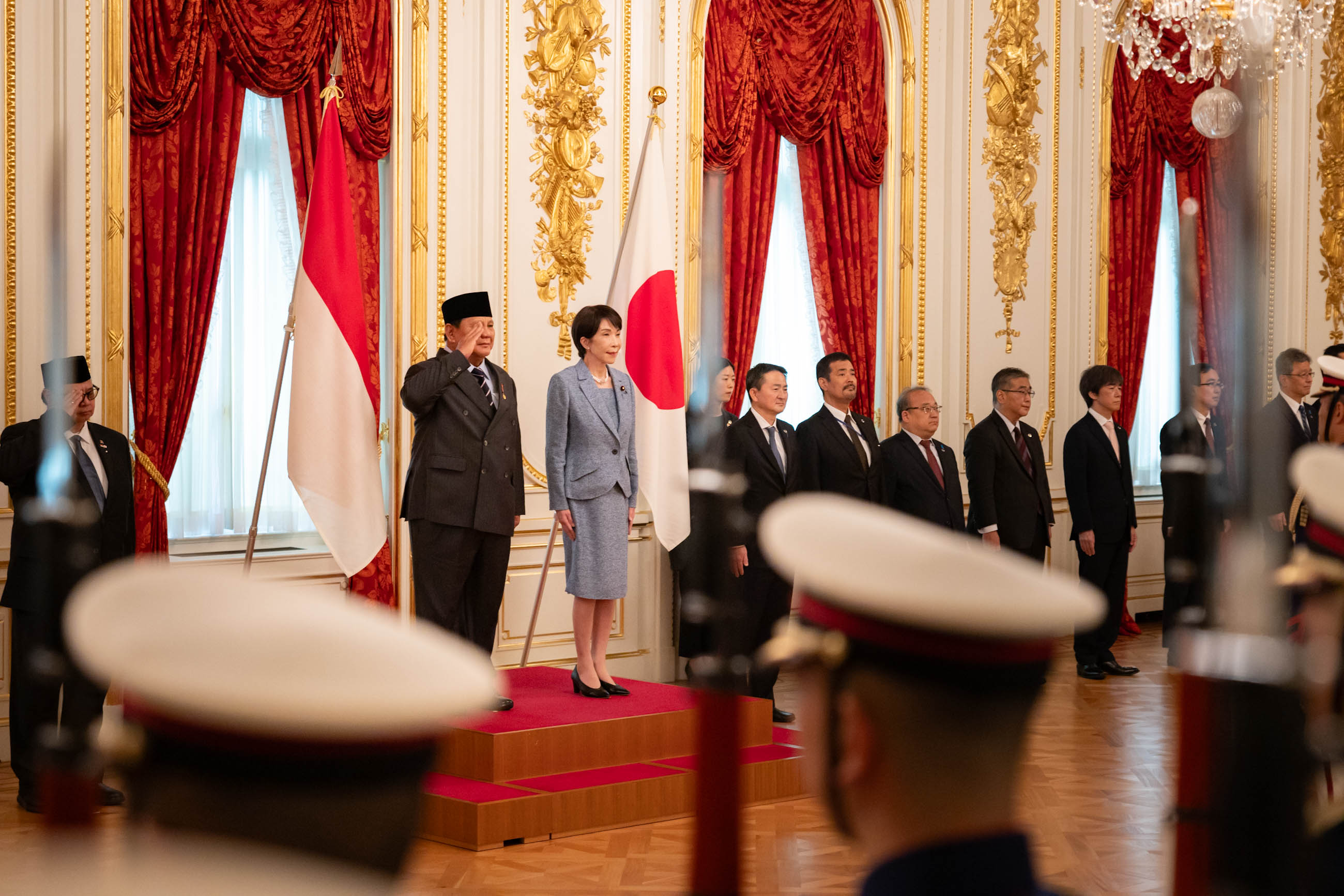 仪仗队的荣誉礼和迎宾仪式2