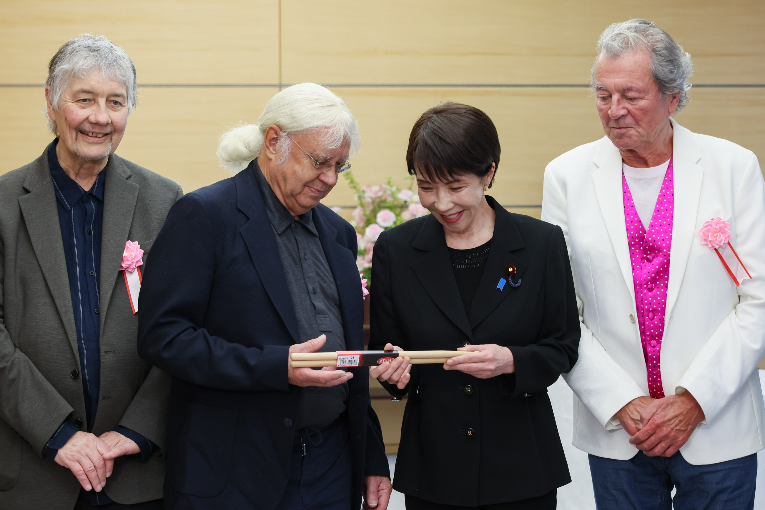 高市首相接受拜会5