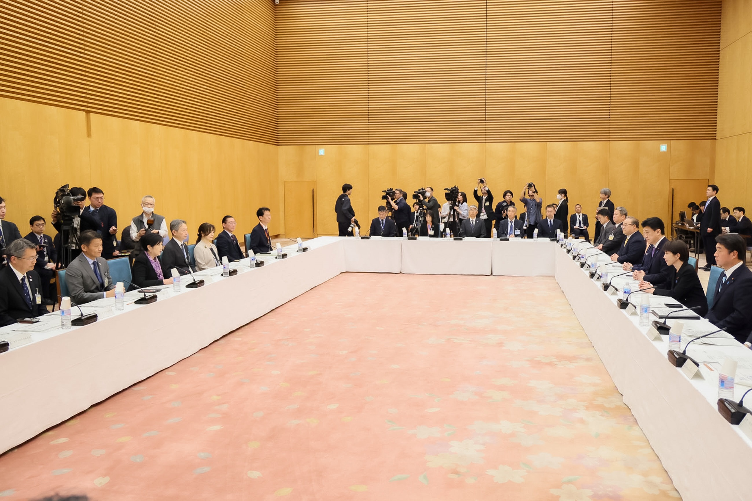 中央政府与东京都协议会的现场2