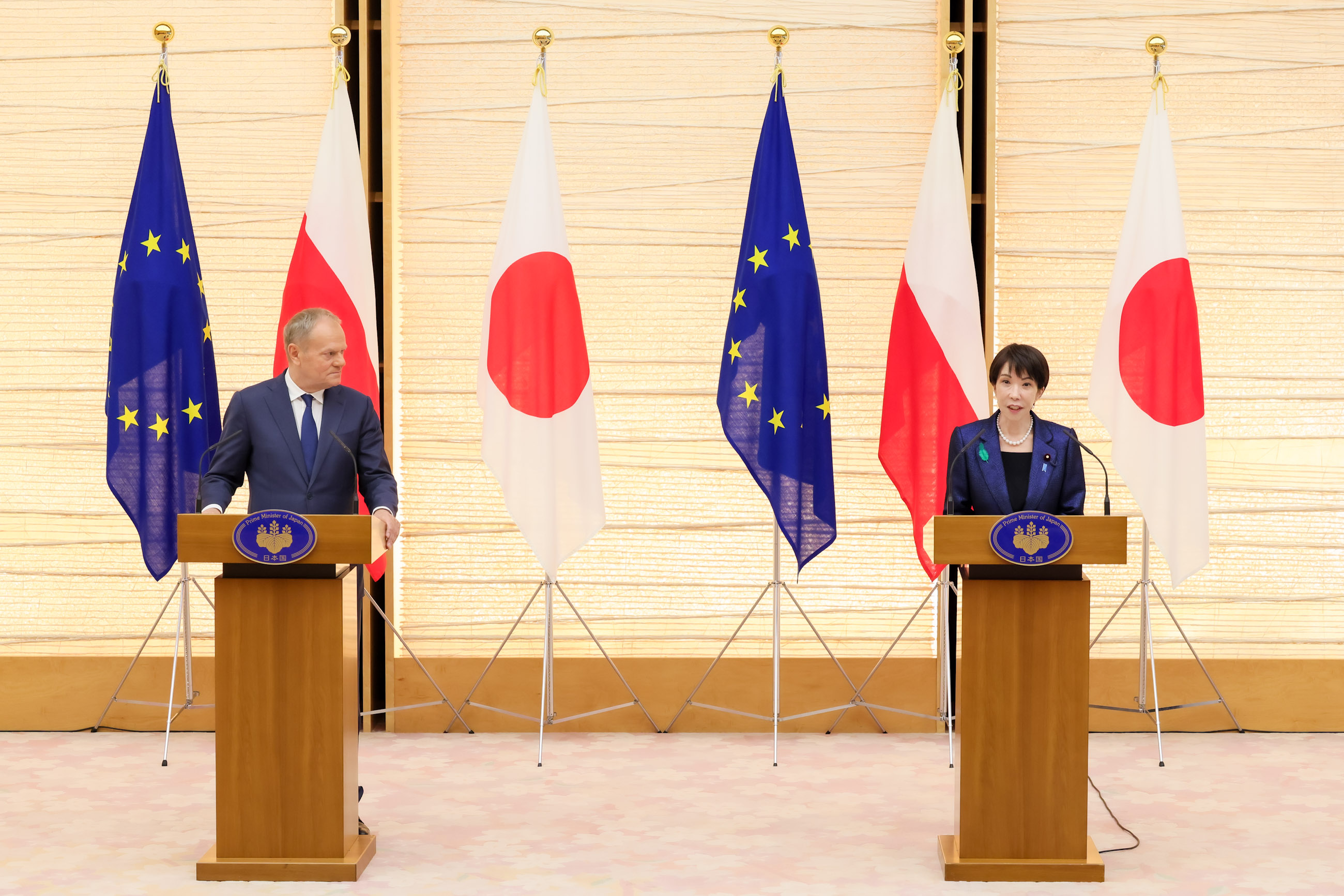 联合记者发布会1