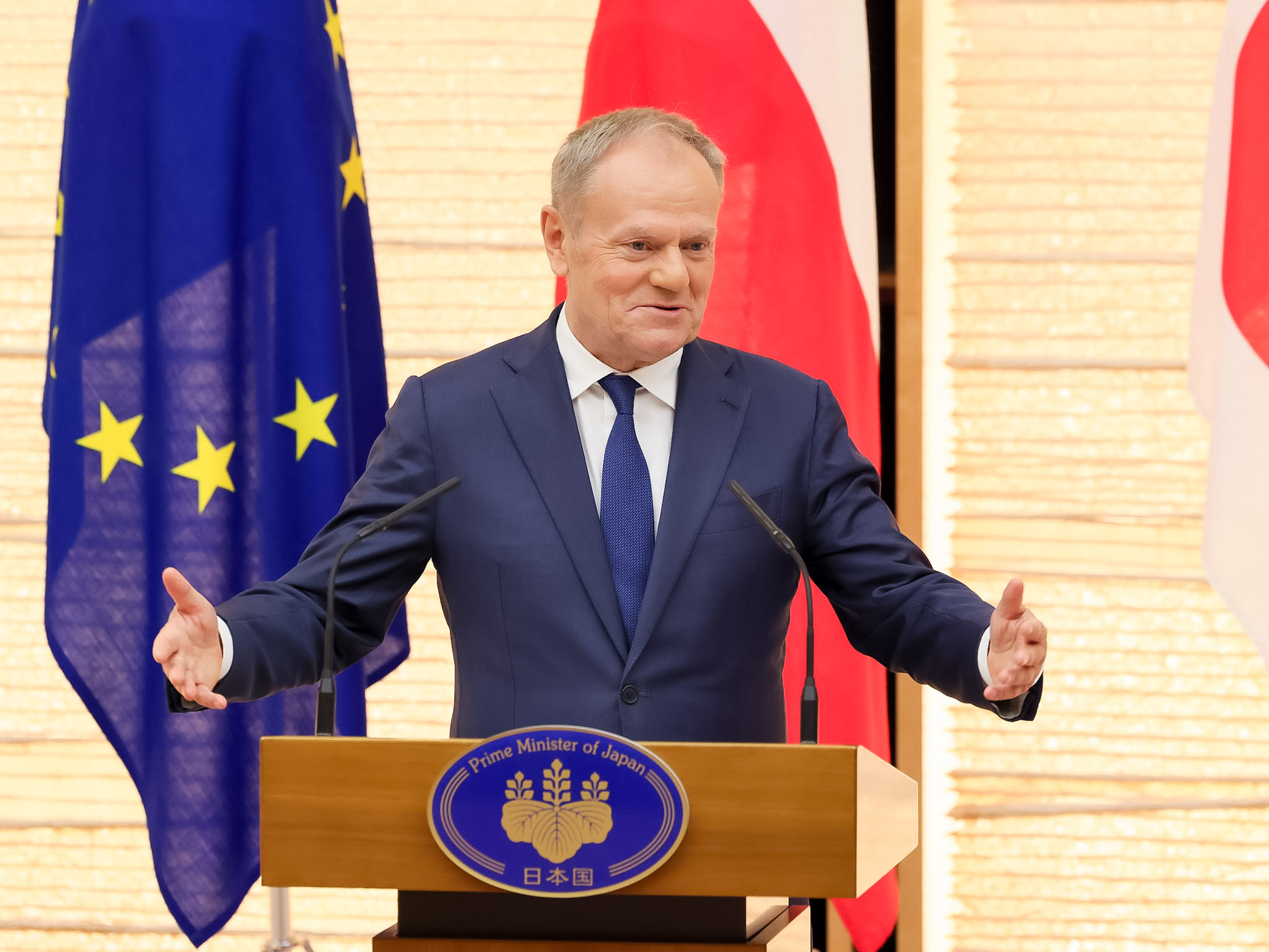 联合记者发布会3