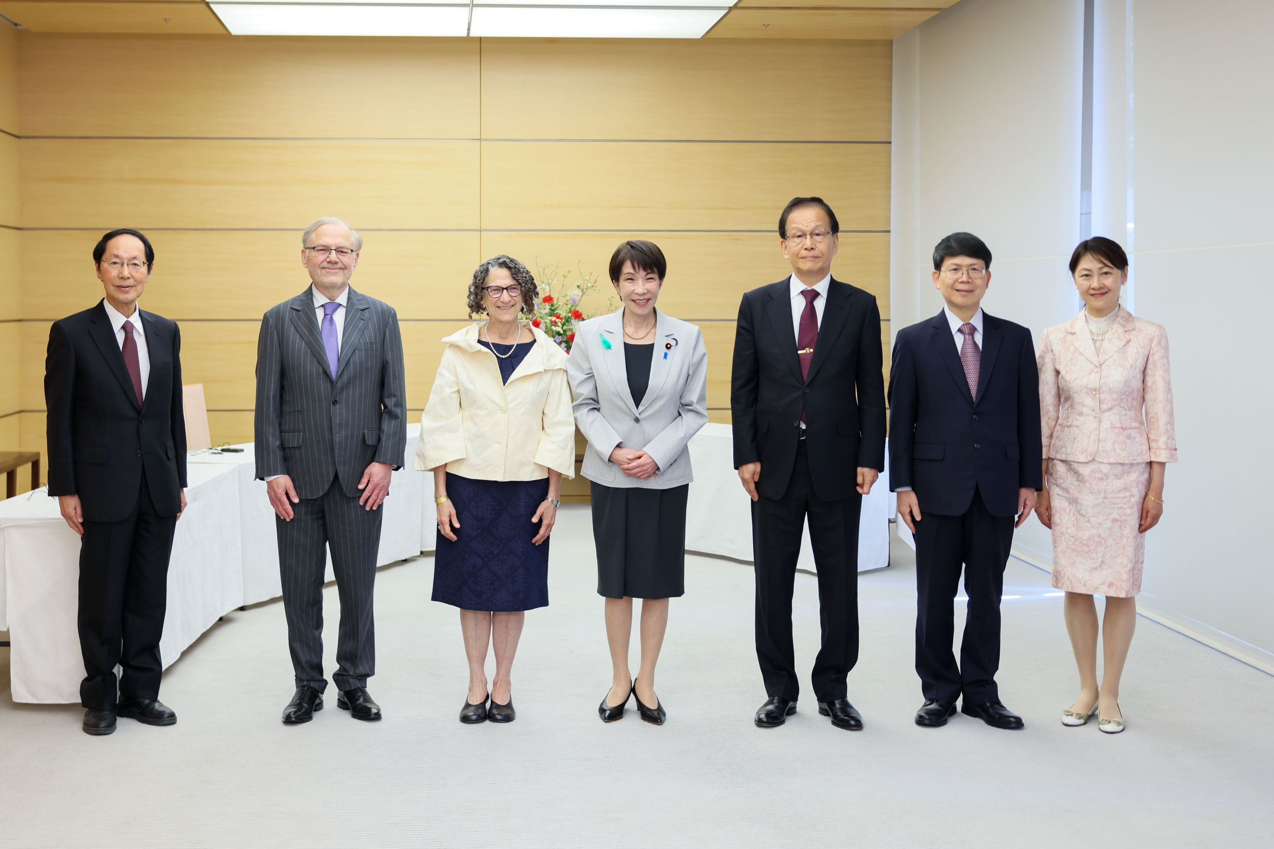 高市首相接受拜会1